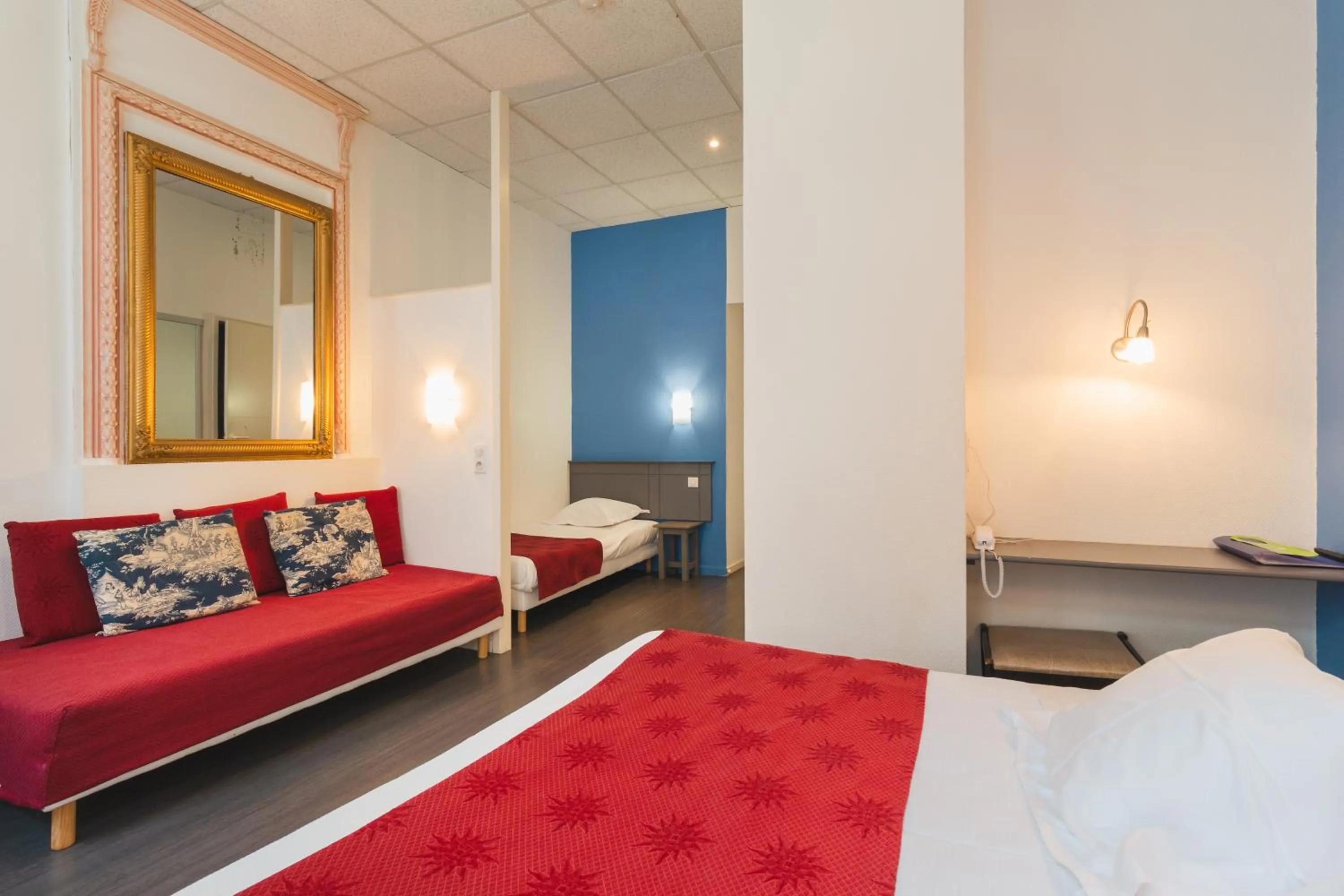 Bed in Hotel Christian