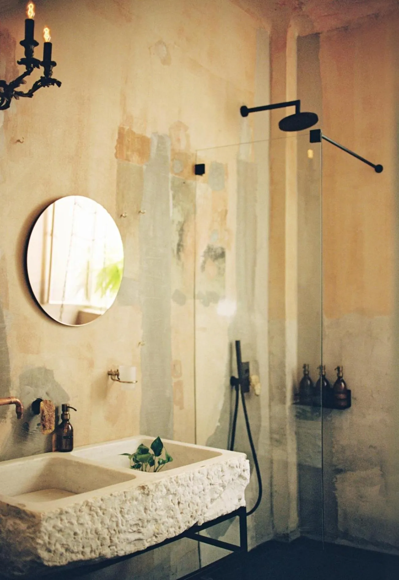 Shower, Bed in Shila Athens