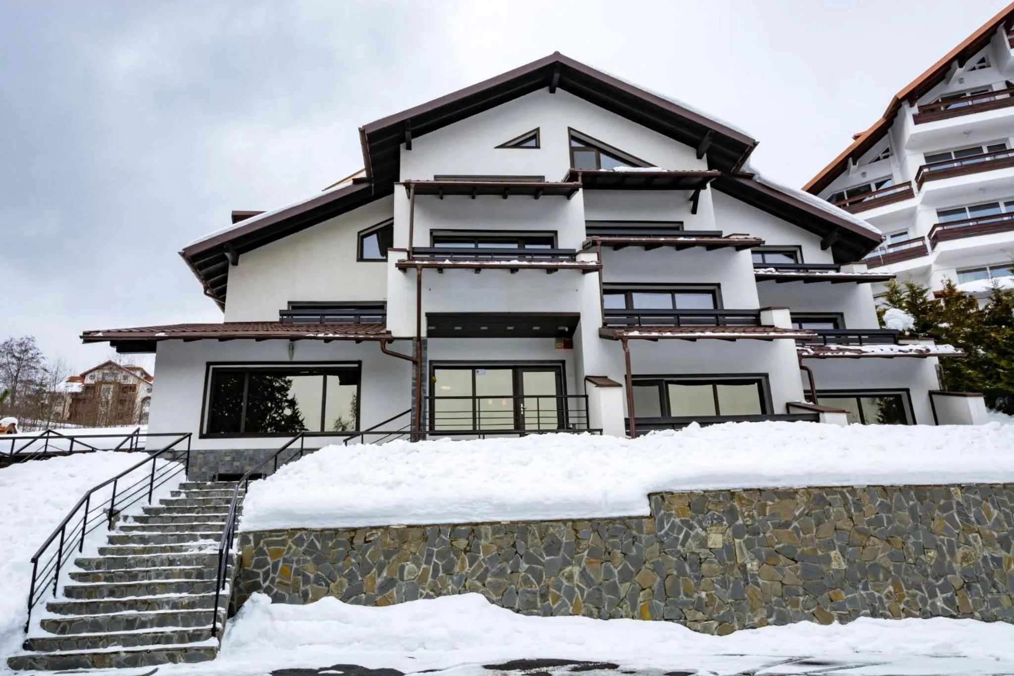 Property building in Vila Hera Luxury