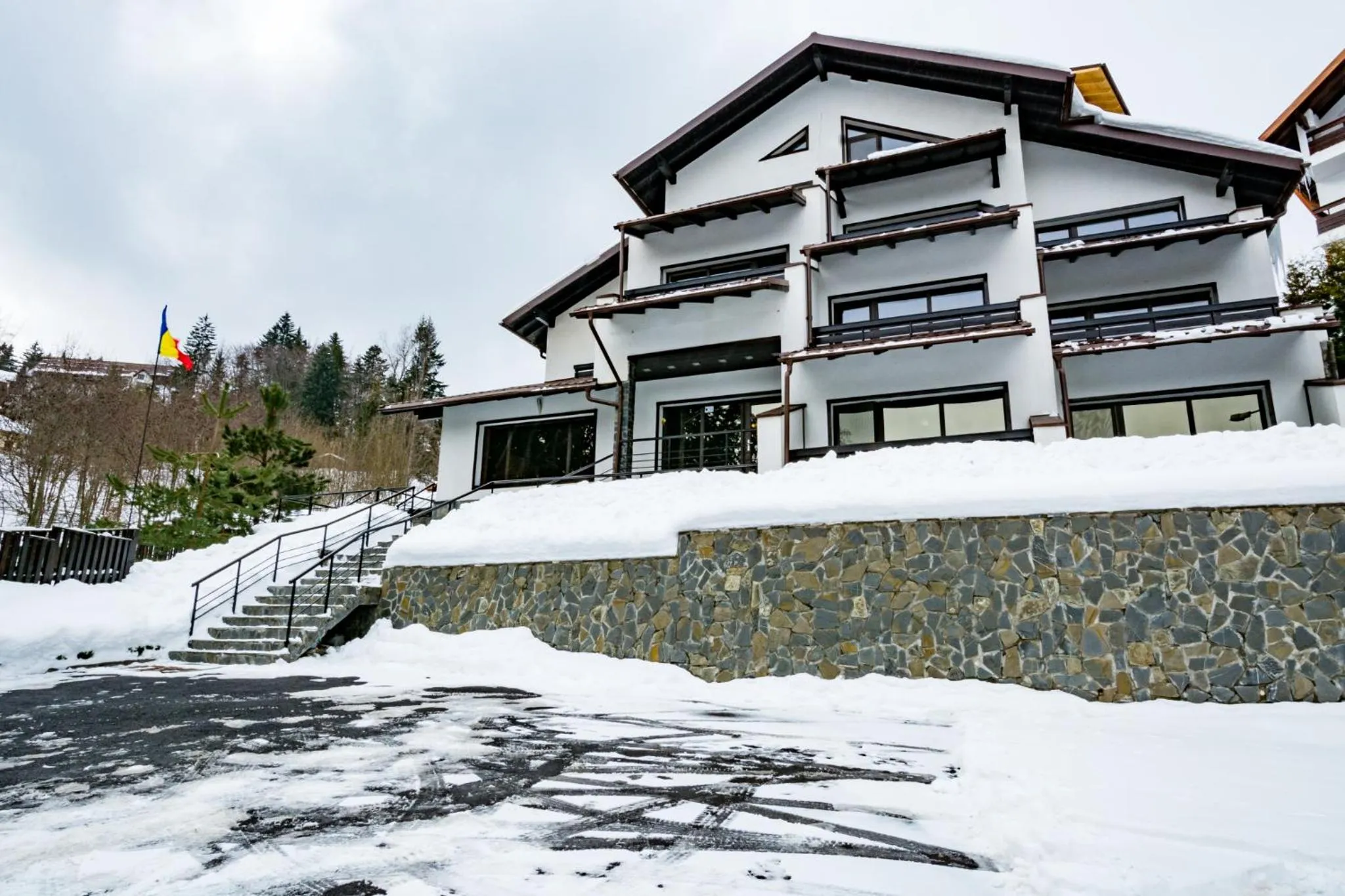 Property building in Vila Hera Luxury