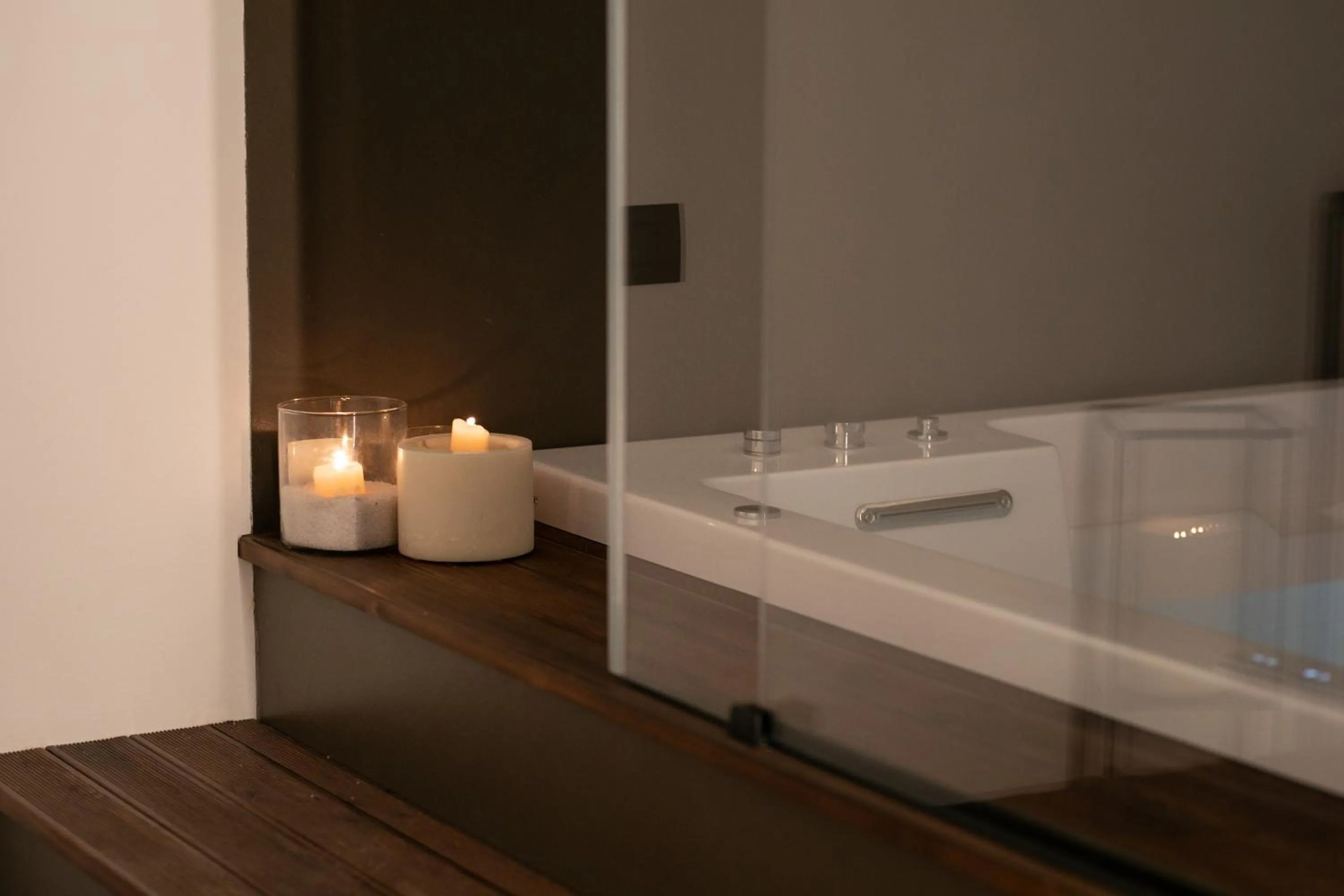 Bath in Palazzo Sovrana Serviced Luxury Apartments