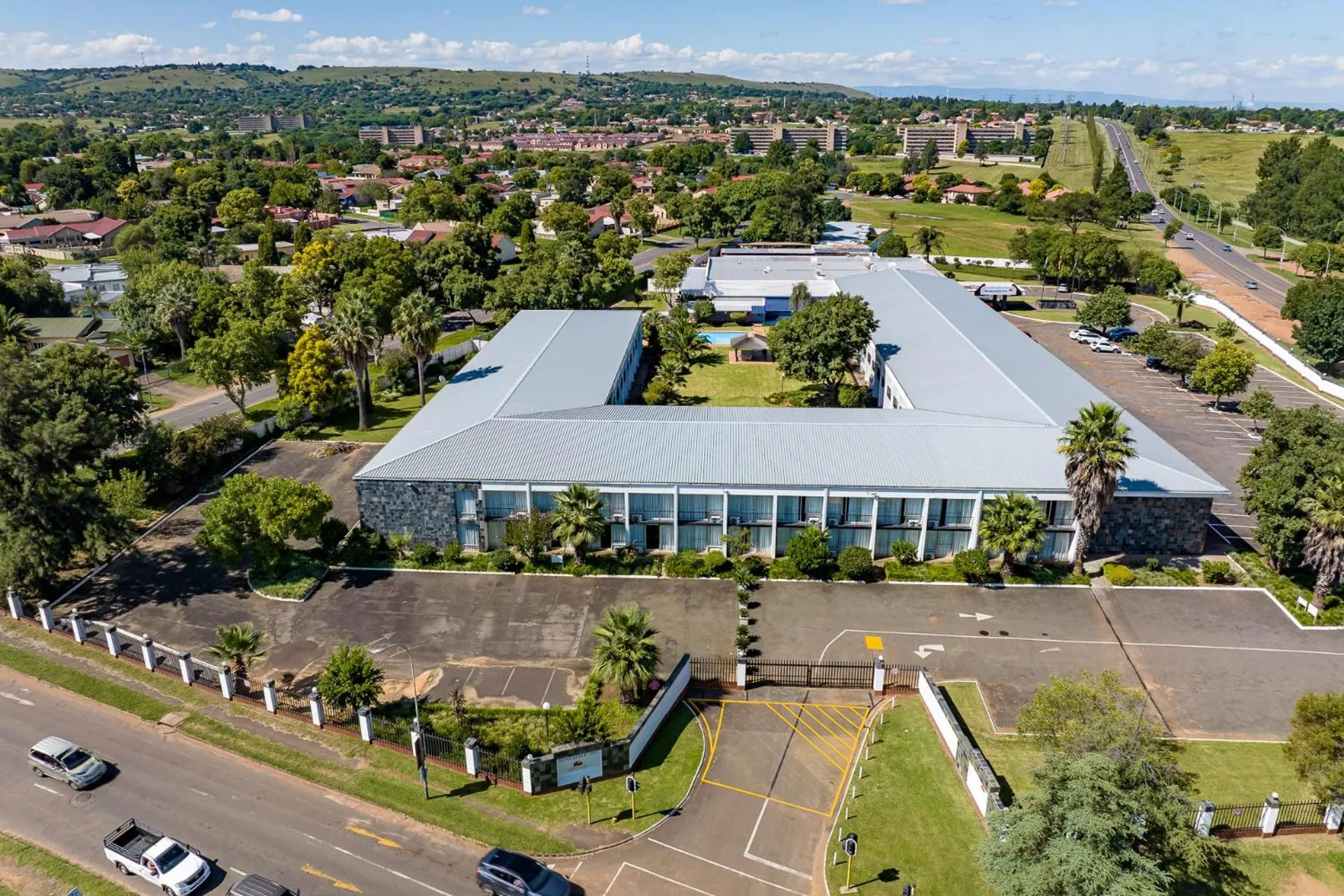 Bird's eye view in African Sky Newcastle Inn