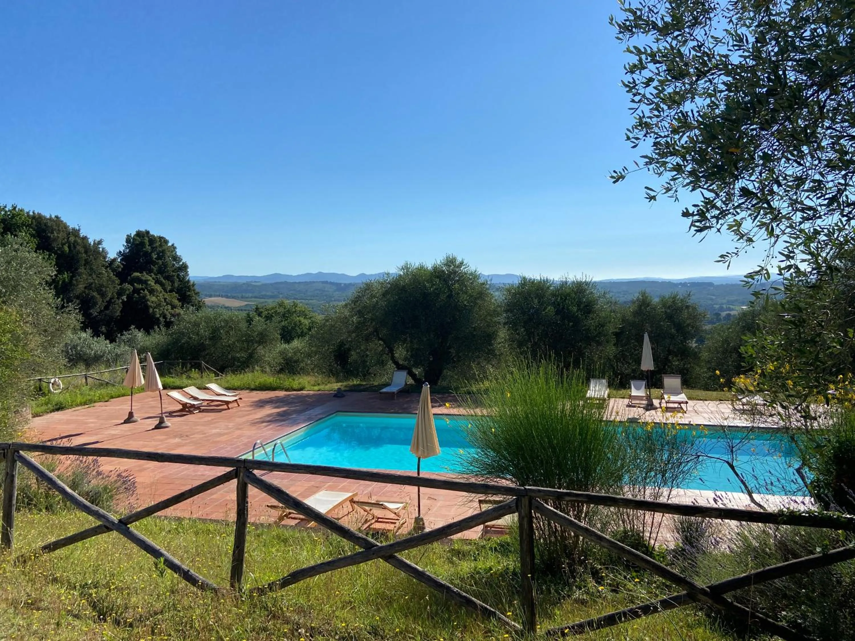 Swimming pool in CasaLeTolfe Residence