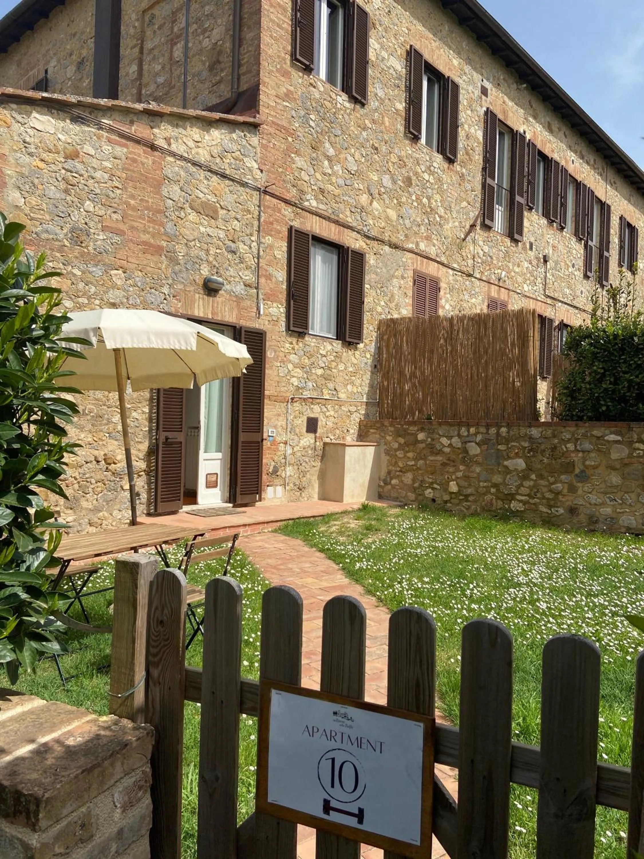 CasaLeTolfe Residence