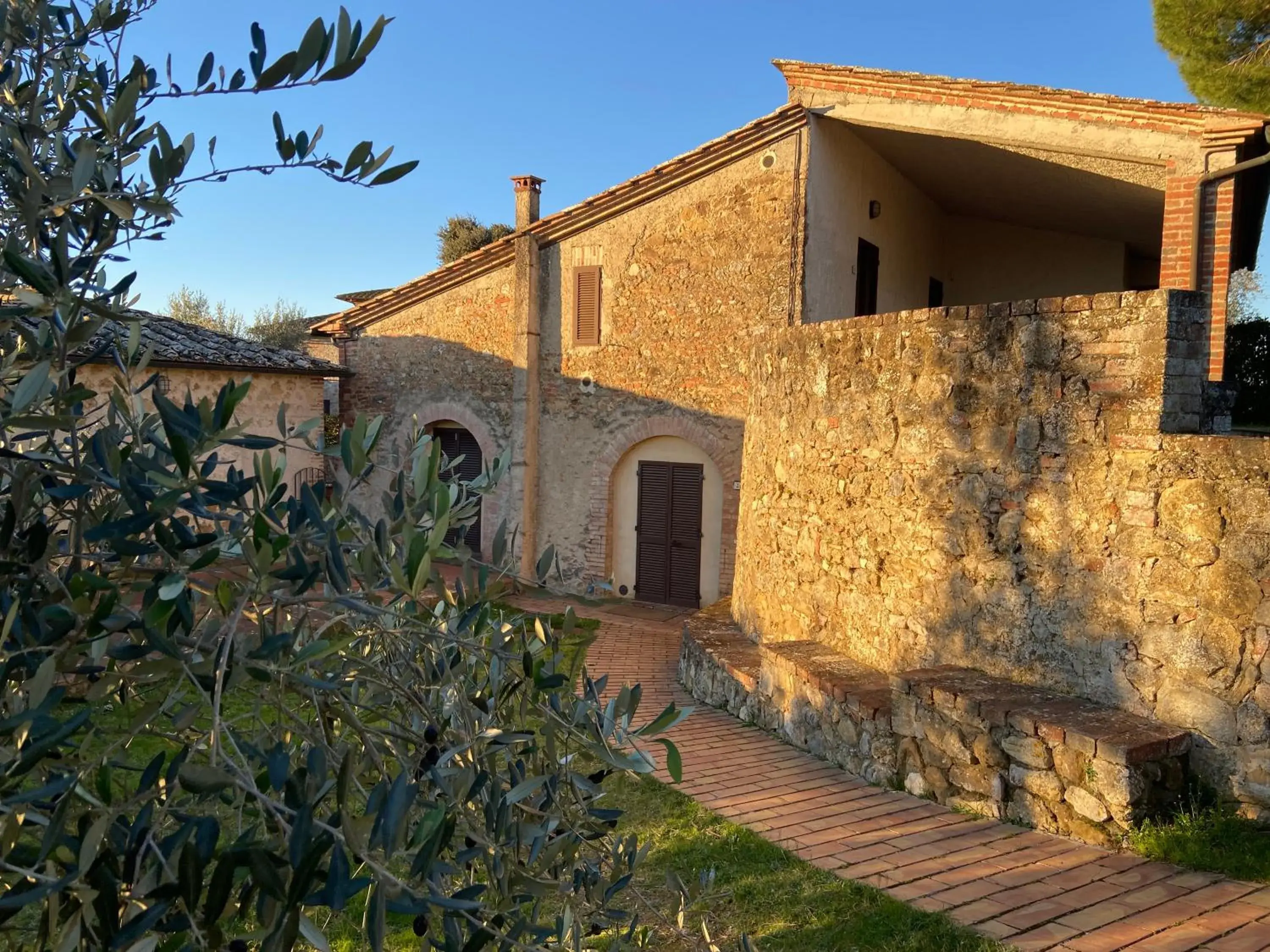 Apartment with Terrace in CasaLeTolfe Residence Apartment with Terrace in CasaLeTolfe Residence