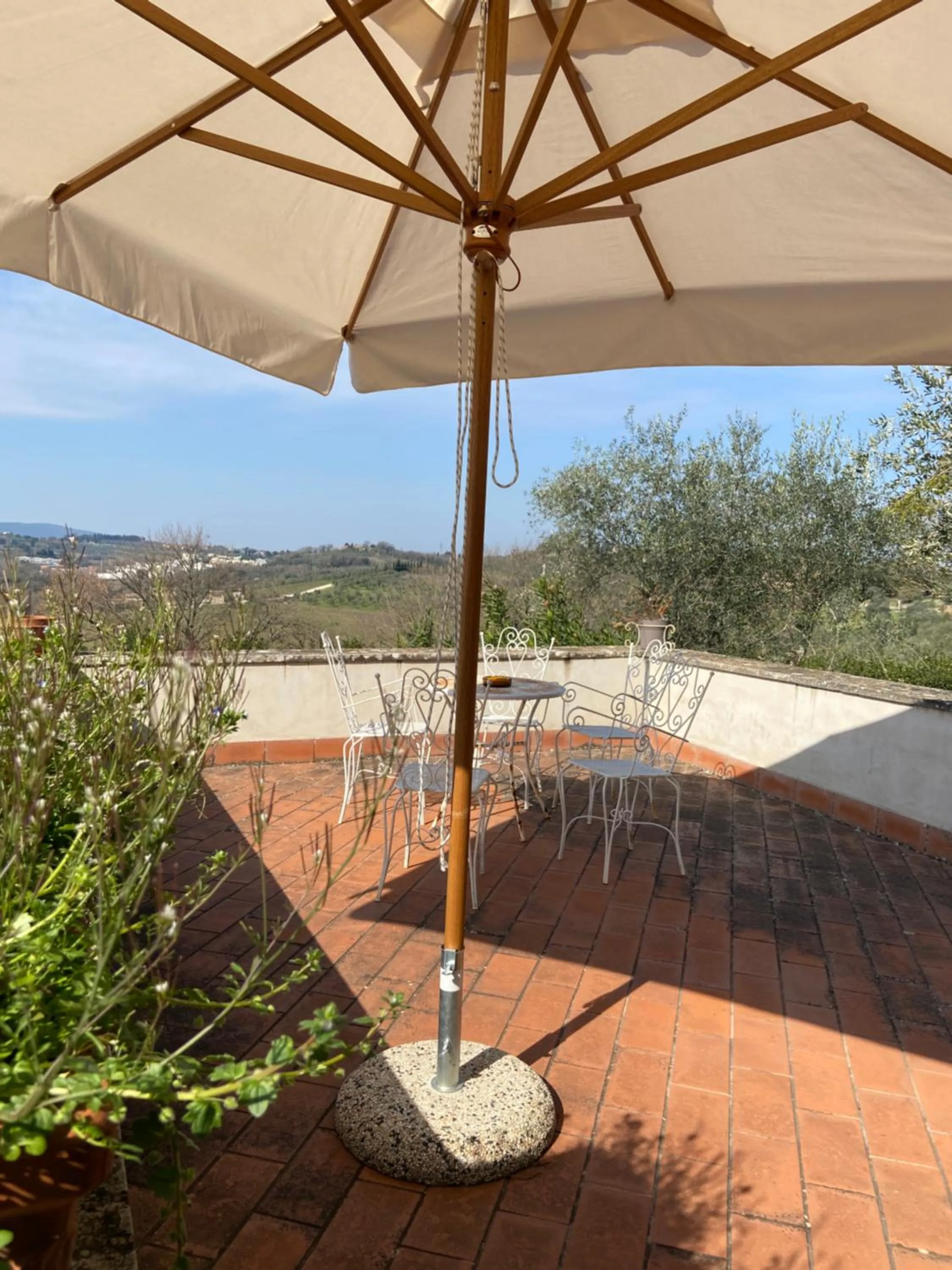 Patio in CasaLeTolfe Residence
