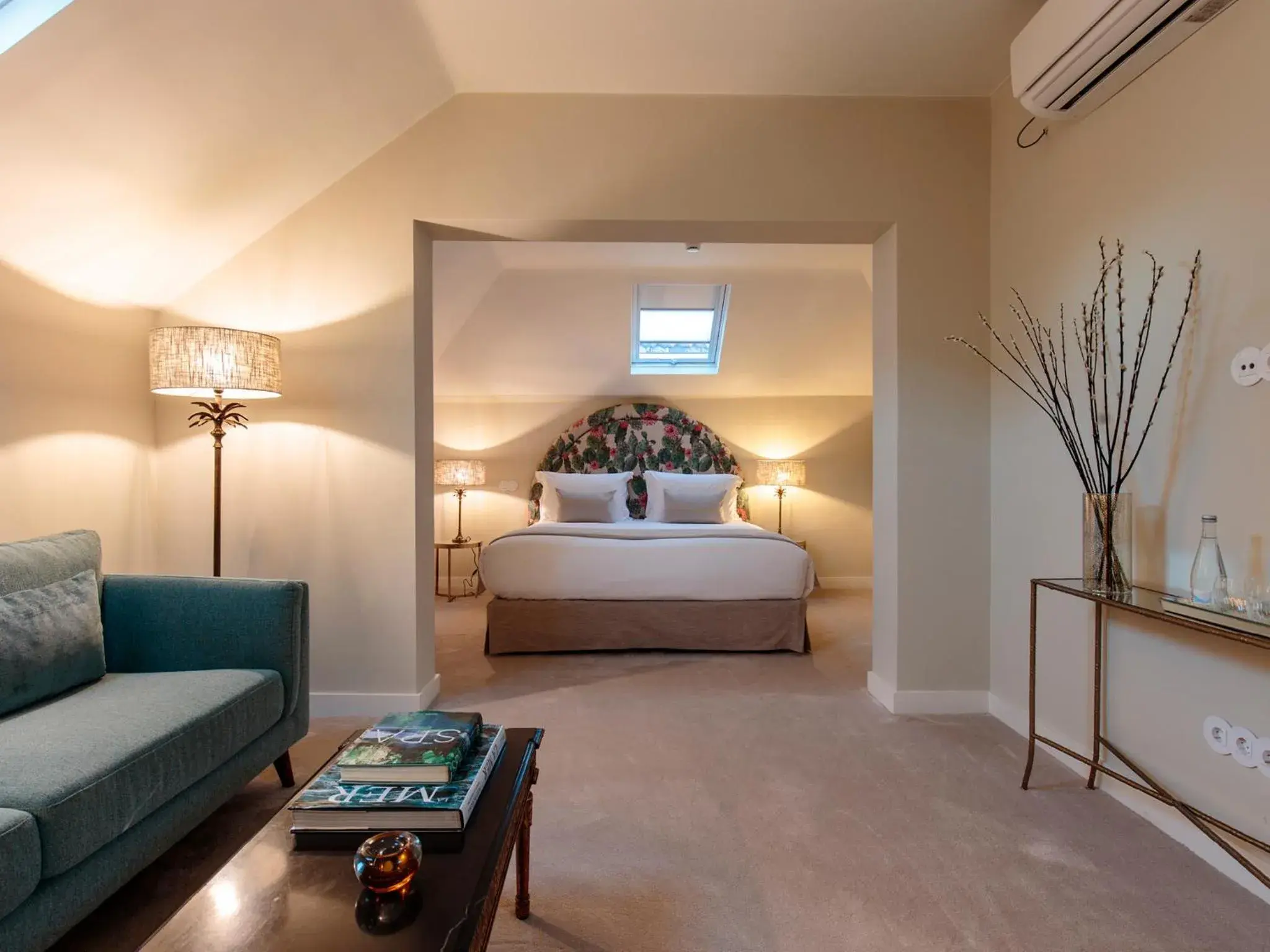 Mansard Suite in Dear Lisbon - Valmor Palace Mansard Suite in Dear Lisbon - Valmor Palace