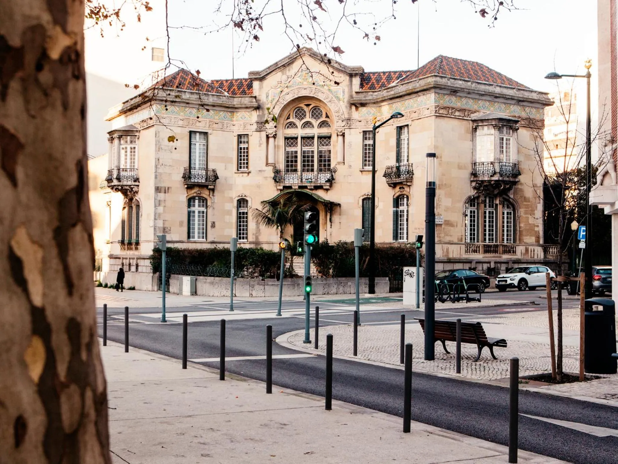 Property building in Dear Lisbon - Valmor Palace