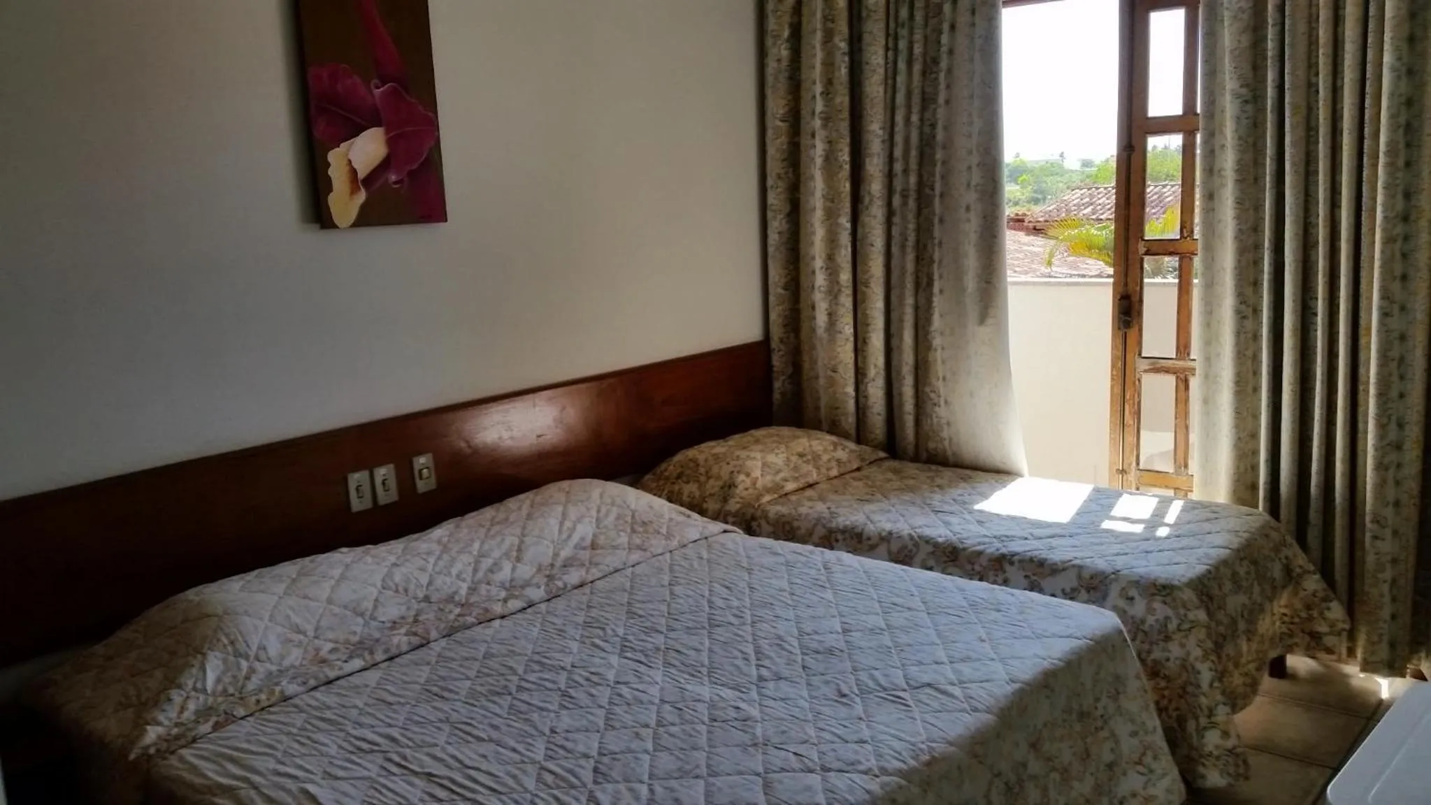 Photo of the whole room, Bed in Quiriri Park Hotel