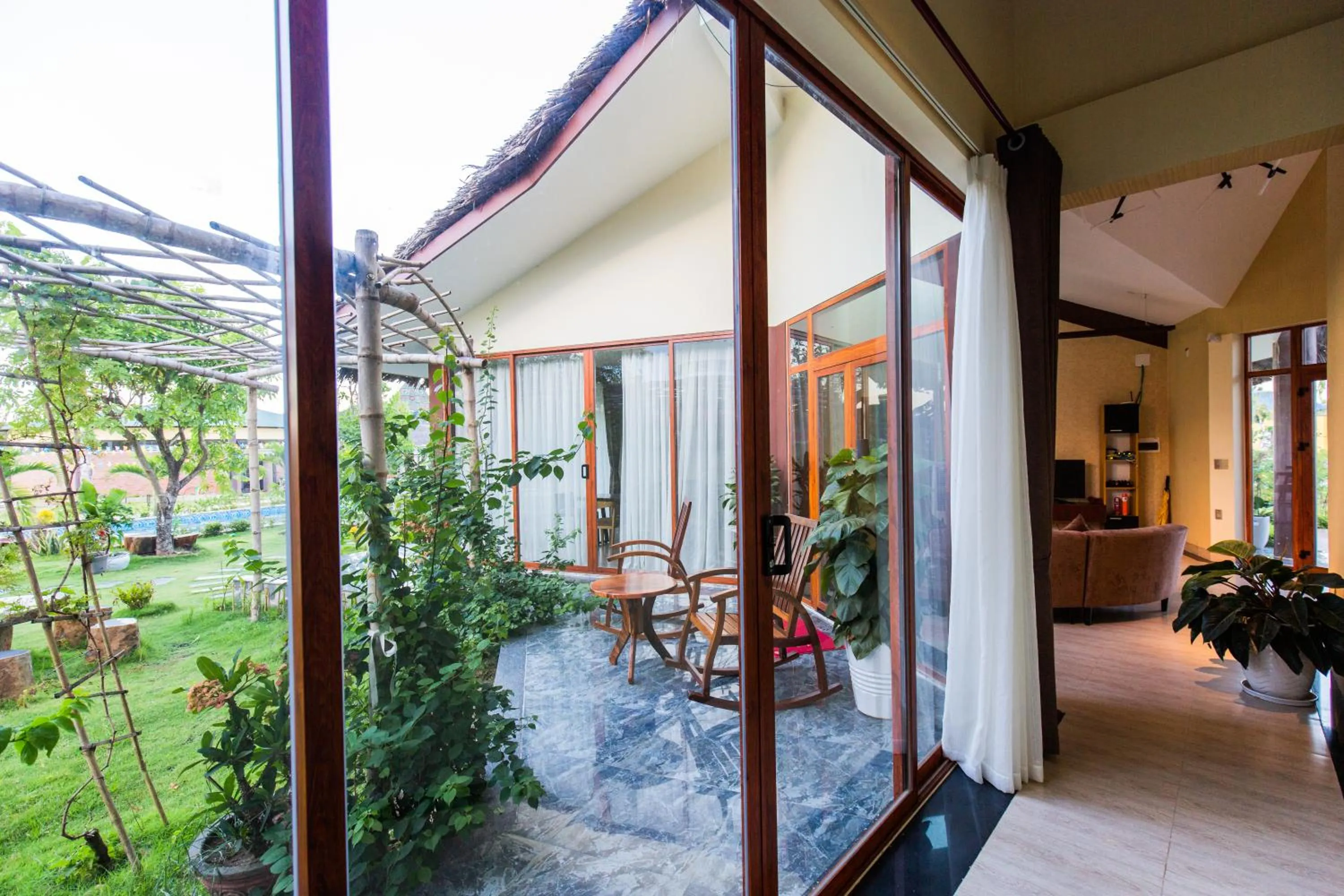 Patio in Hamya Hotsprings and Resort