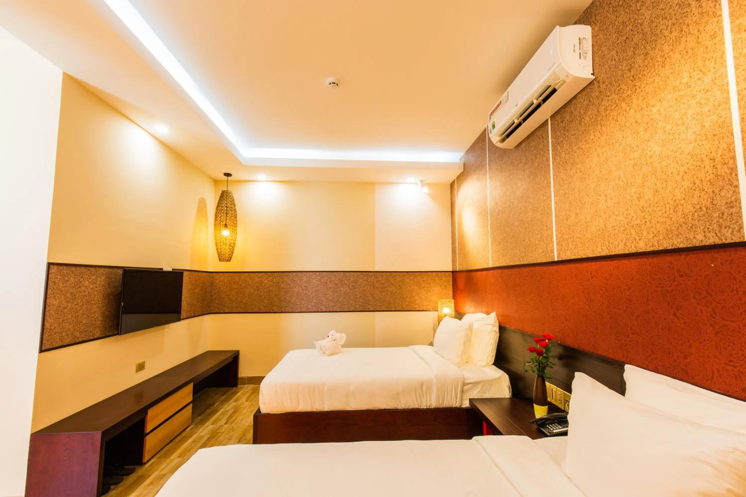 Bed in Hamya Hotsprings and Resort