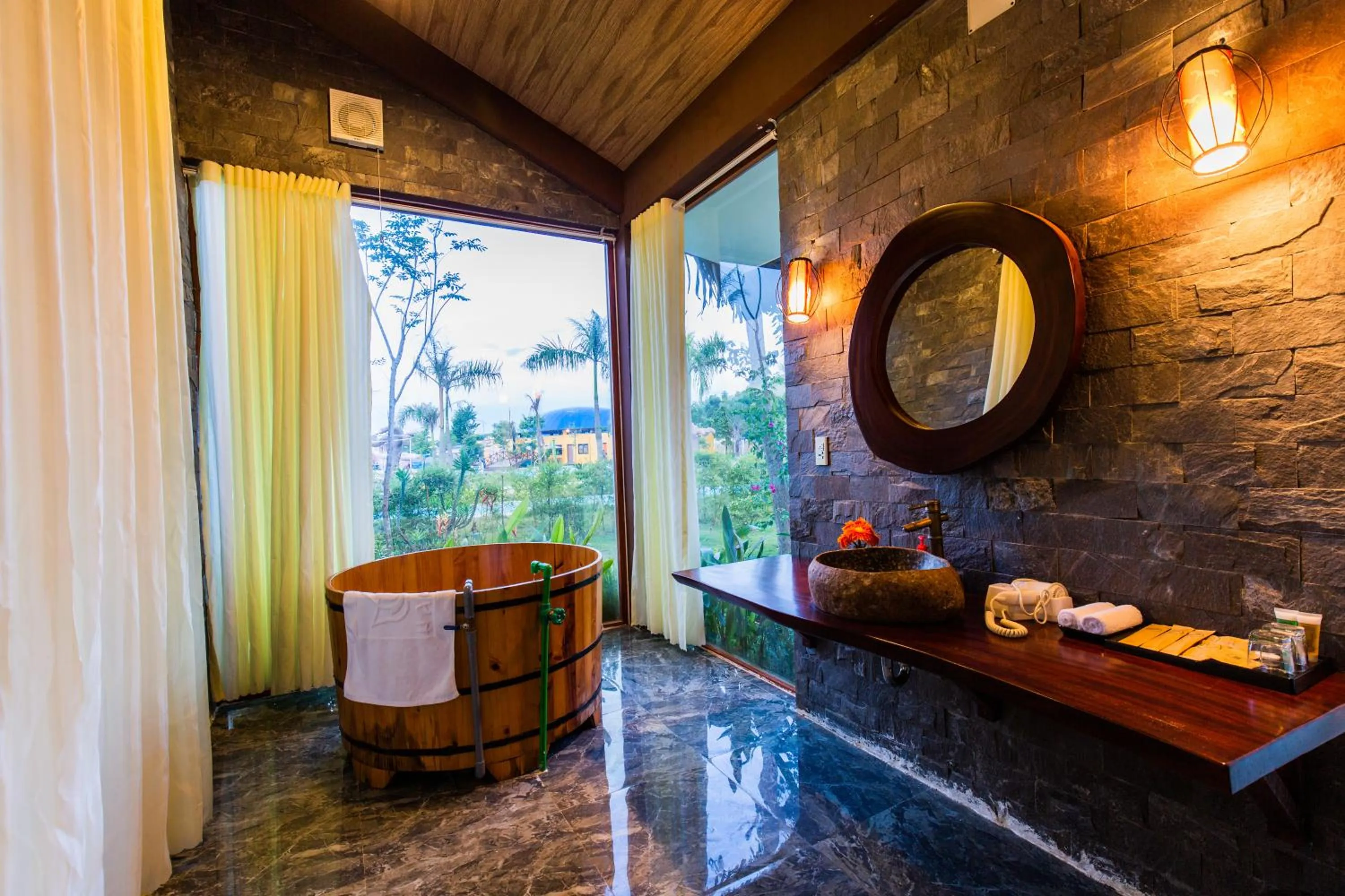 Bathroom in Hamya Hotsprings and Resort
