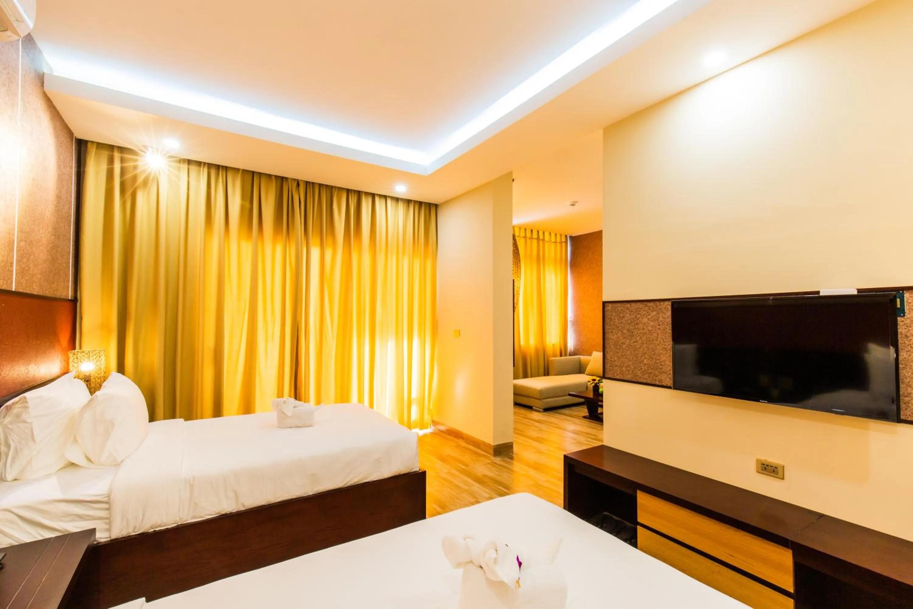 Bed in Hamya Hotsprings and Resort