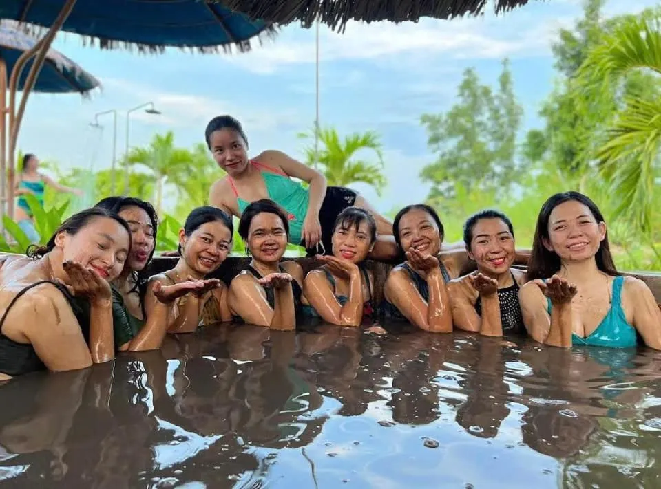 Hamya Hotsprings and Resort