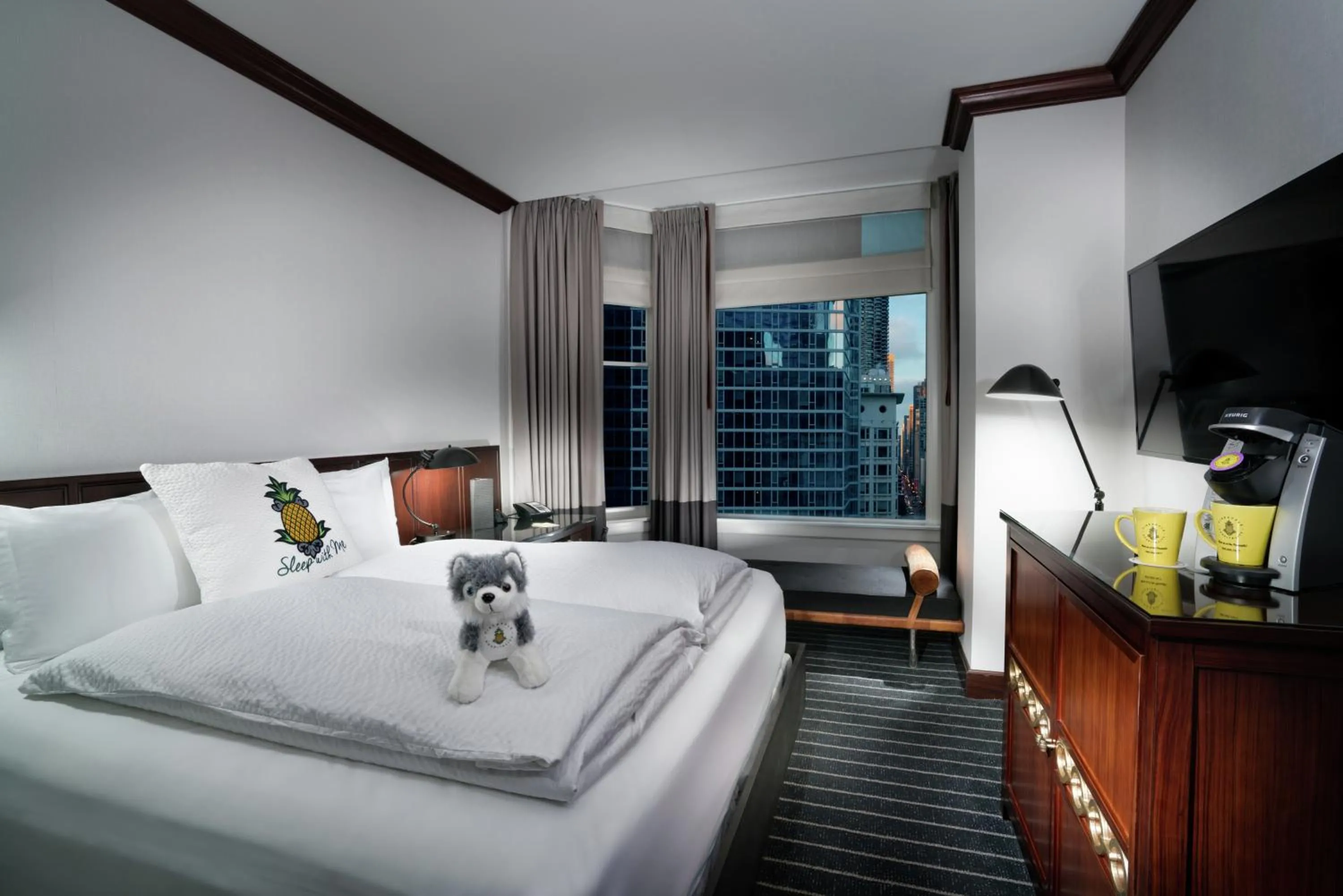 Other, Bed in Staypineapple, An Iconic Hotel, The Loop