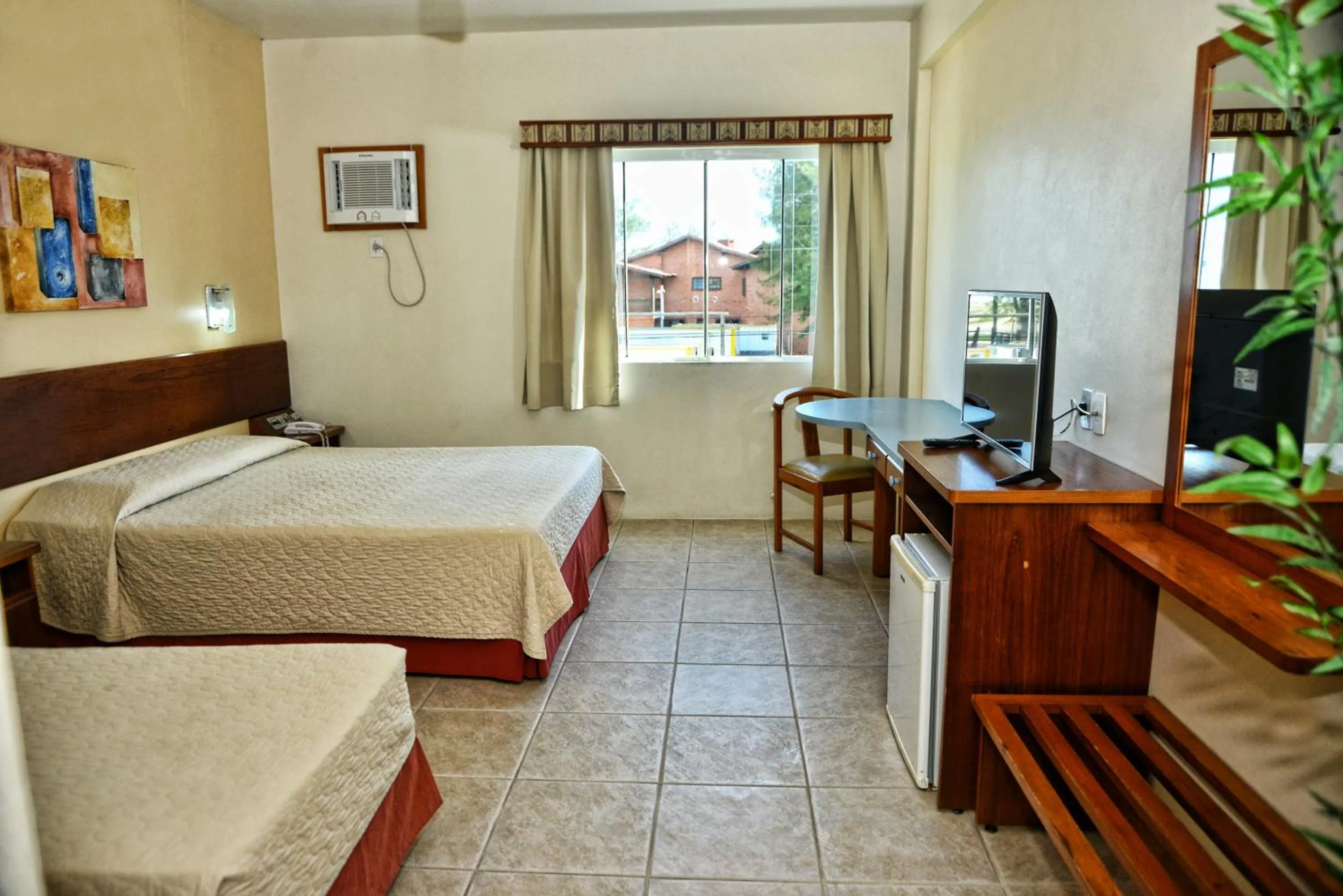 Photo of the whole room, Bed in De Rose Praia Hotel