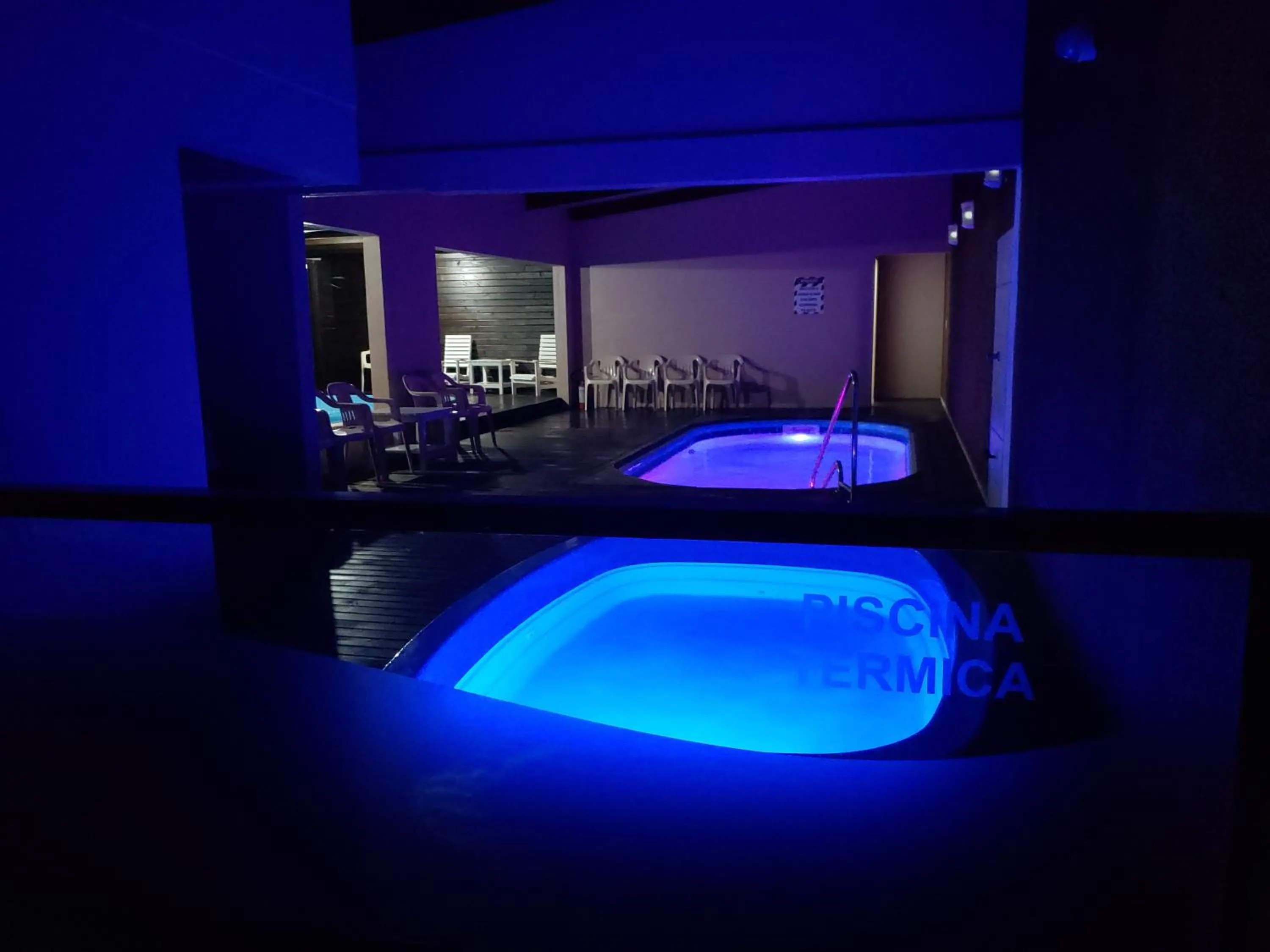 Swimming pool in De Rose Praia Hotel