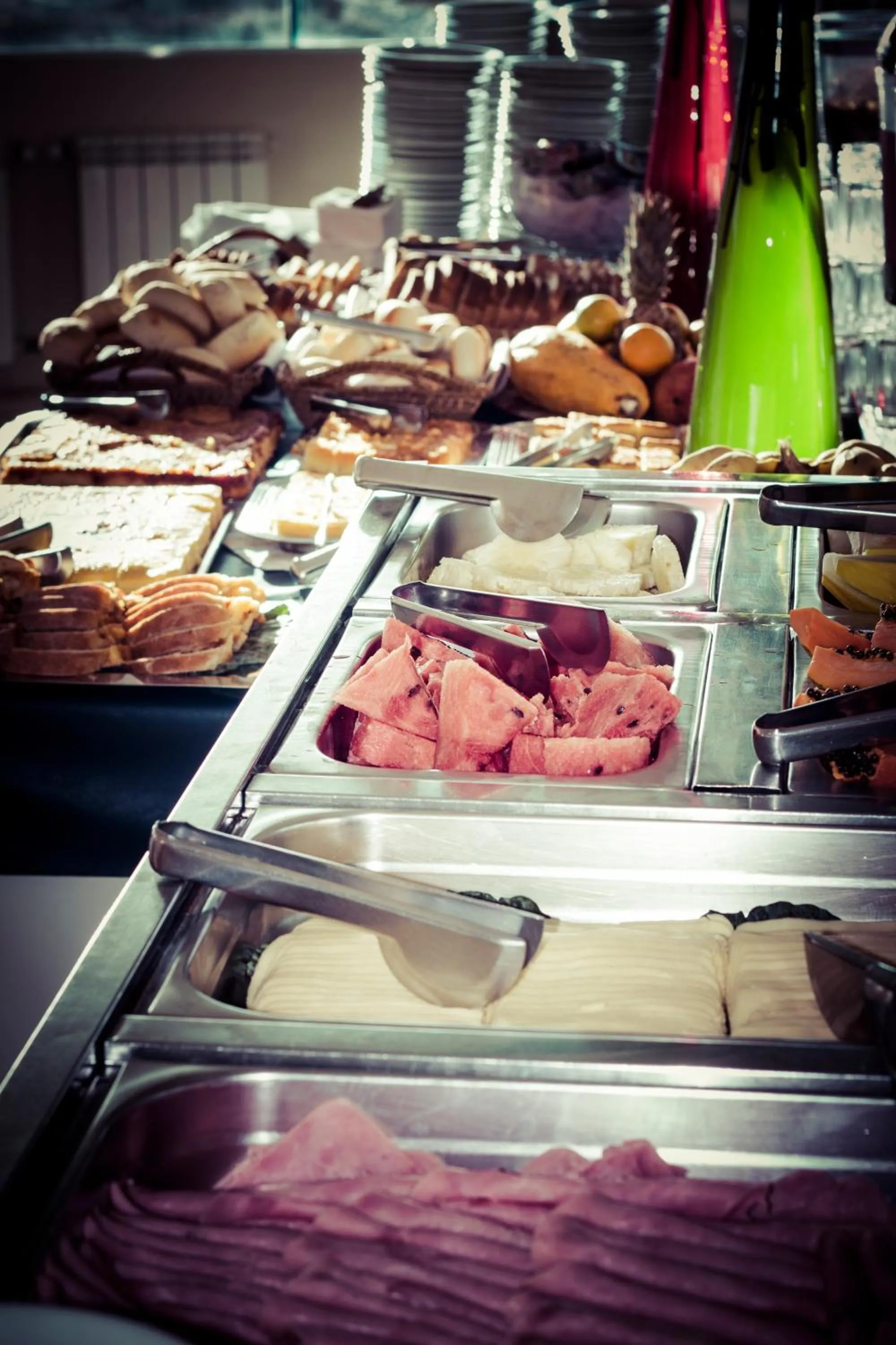 Food in De Rose Praia Hotel