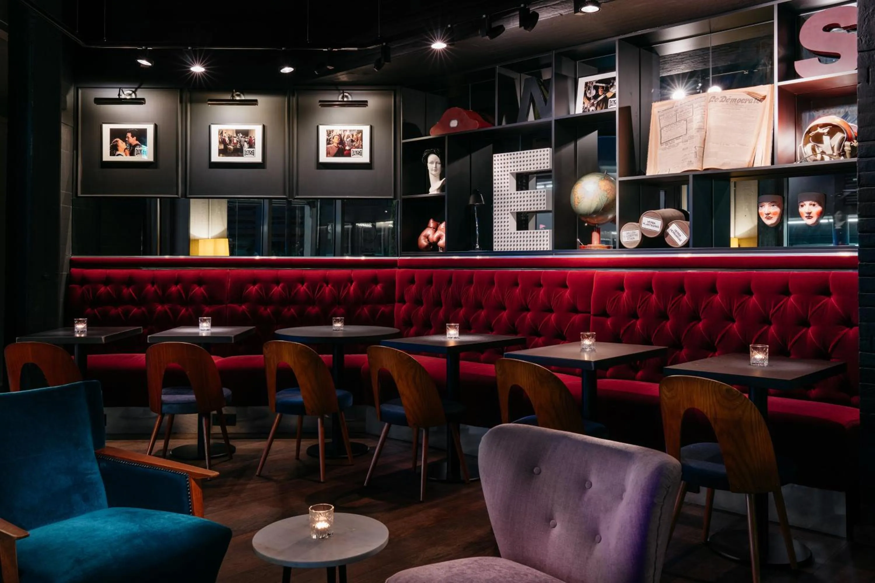 Lounge or bar in Ruby Leni Hotel Dusseldorf