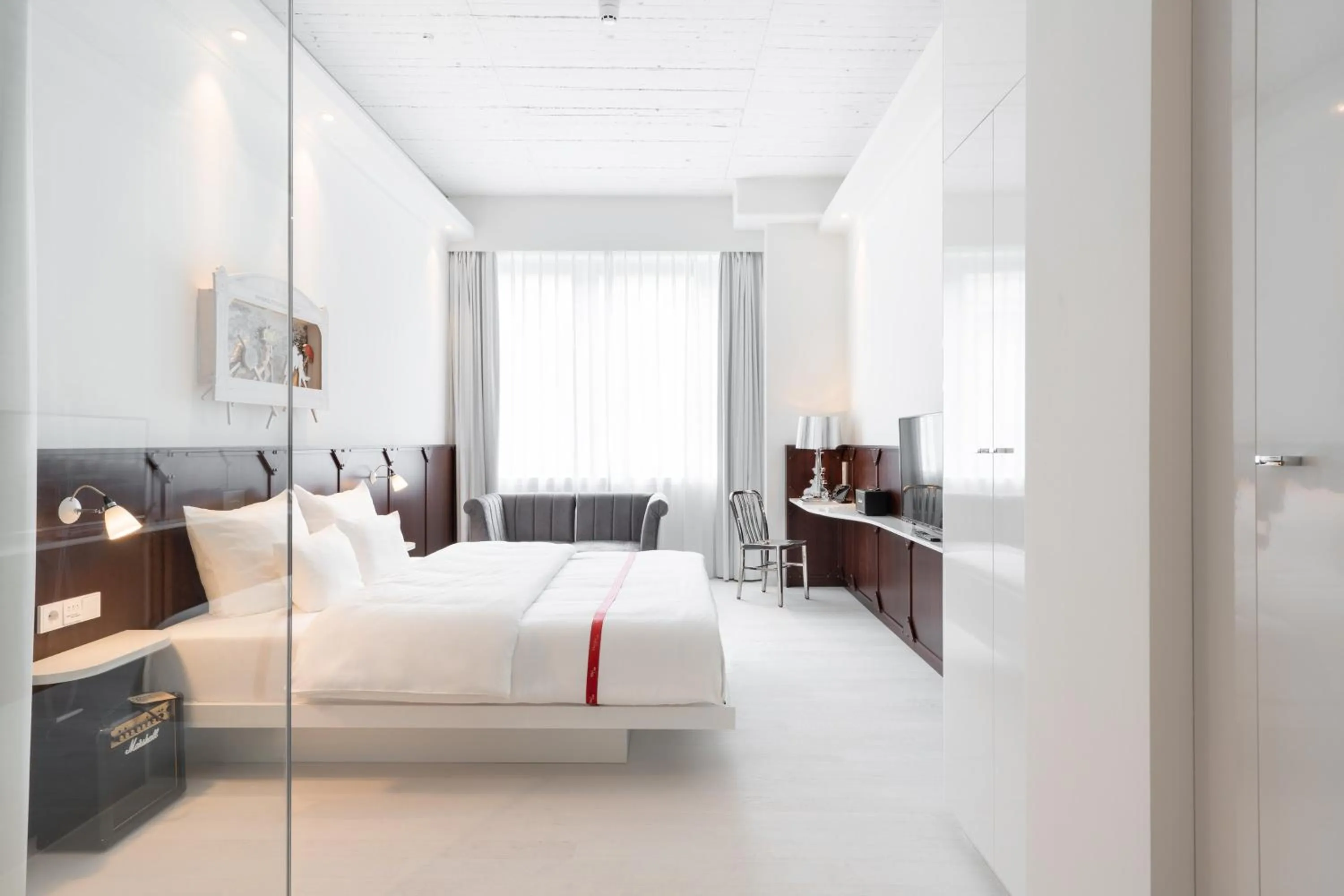 Photo of the whole room, Bed in Ruby Leni Hotel Dusseldorf