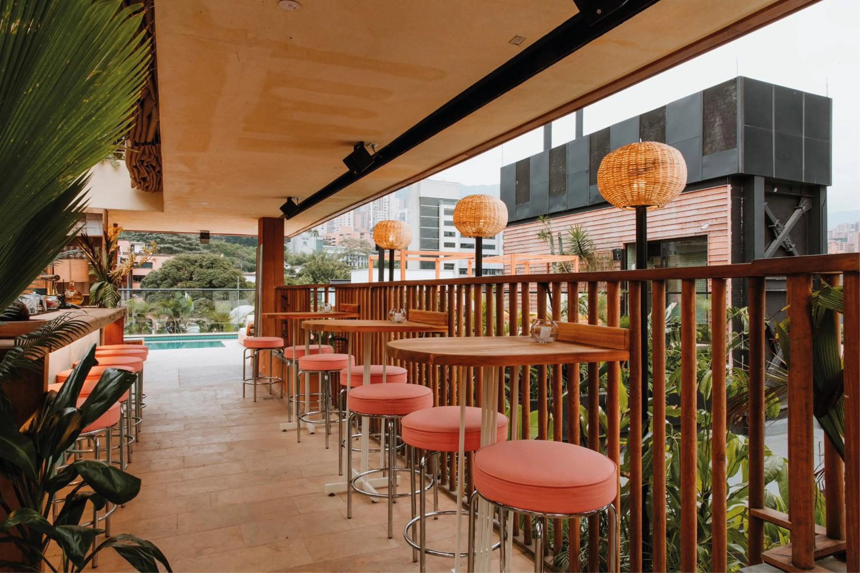 Restaurant/places to eat in The Click Clack Hotel Medellín