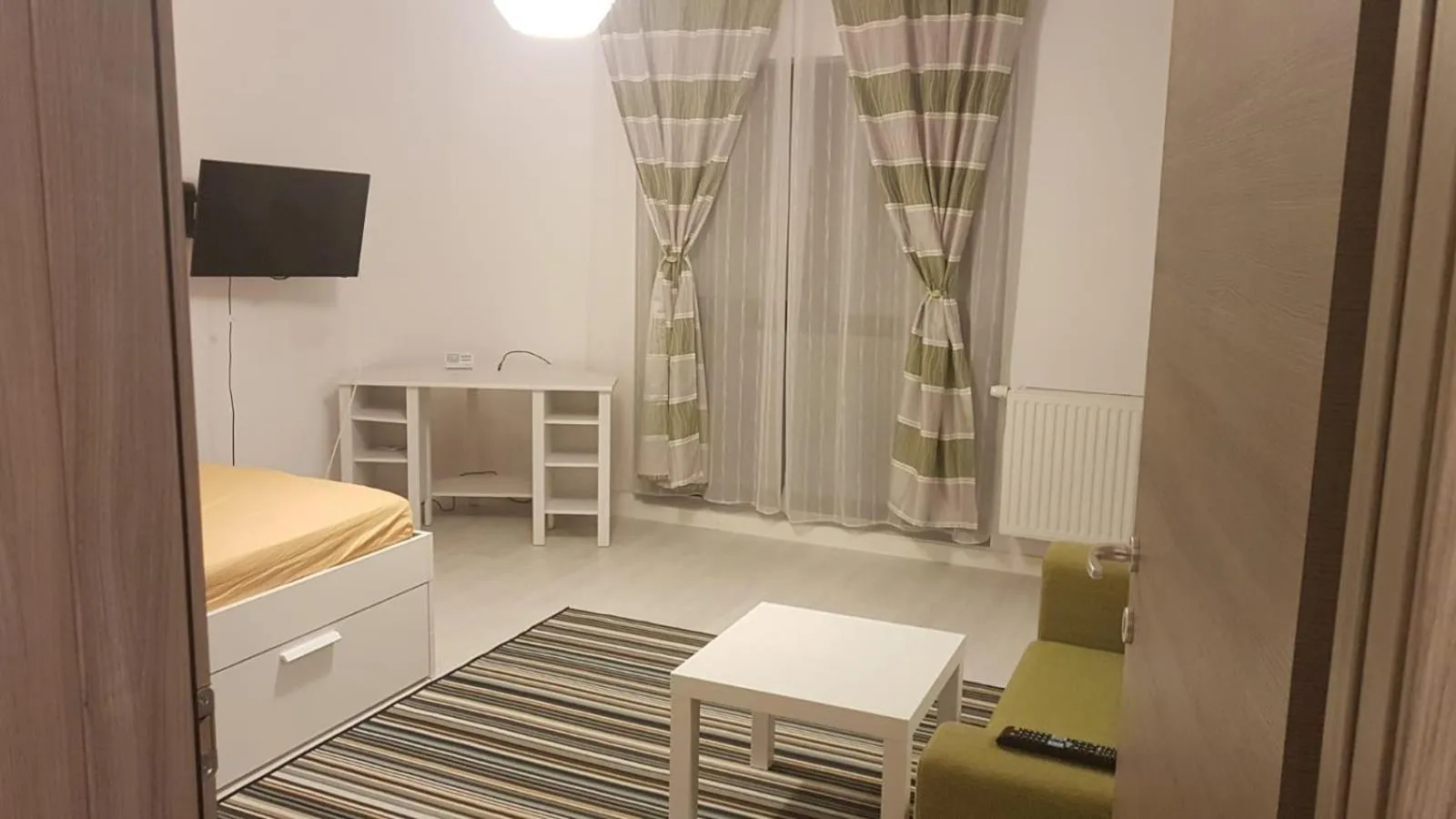 Bed in 21 Residence Apartments