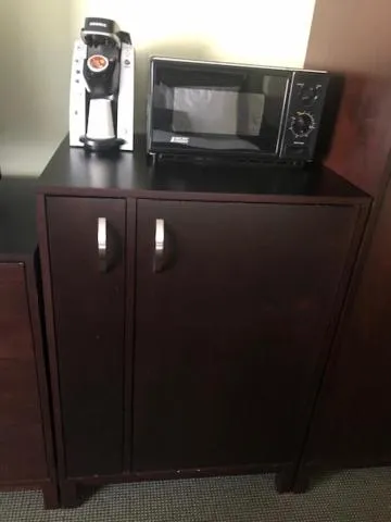 Coffee/tea facilities in Maple Tree Inn