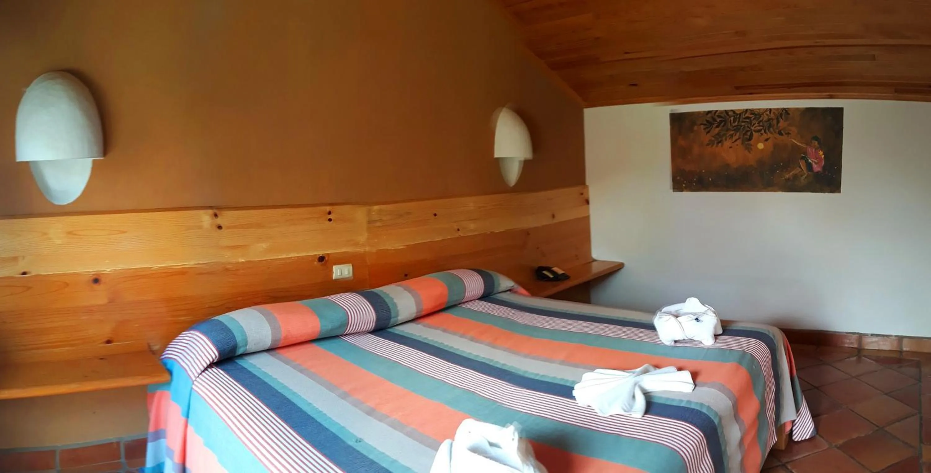 Photo of the whole room, Bed in Axkan Arte Hotel