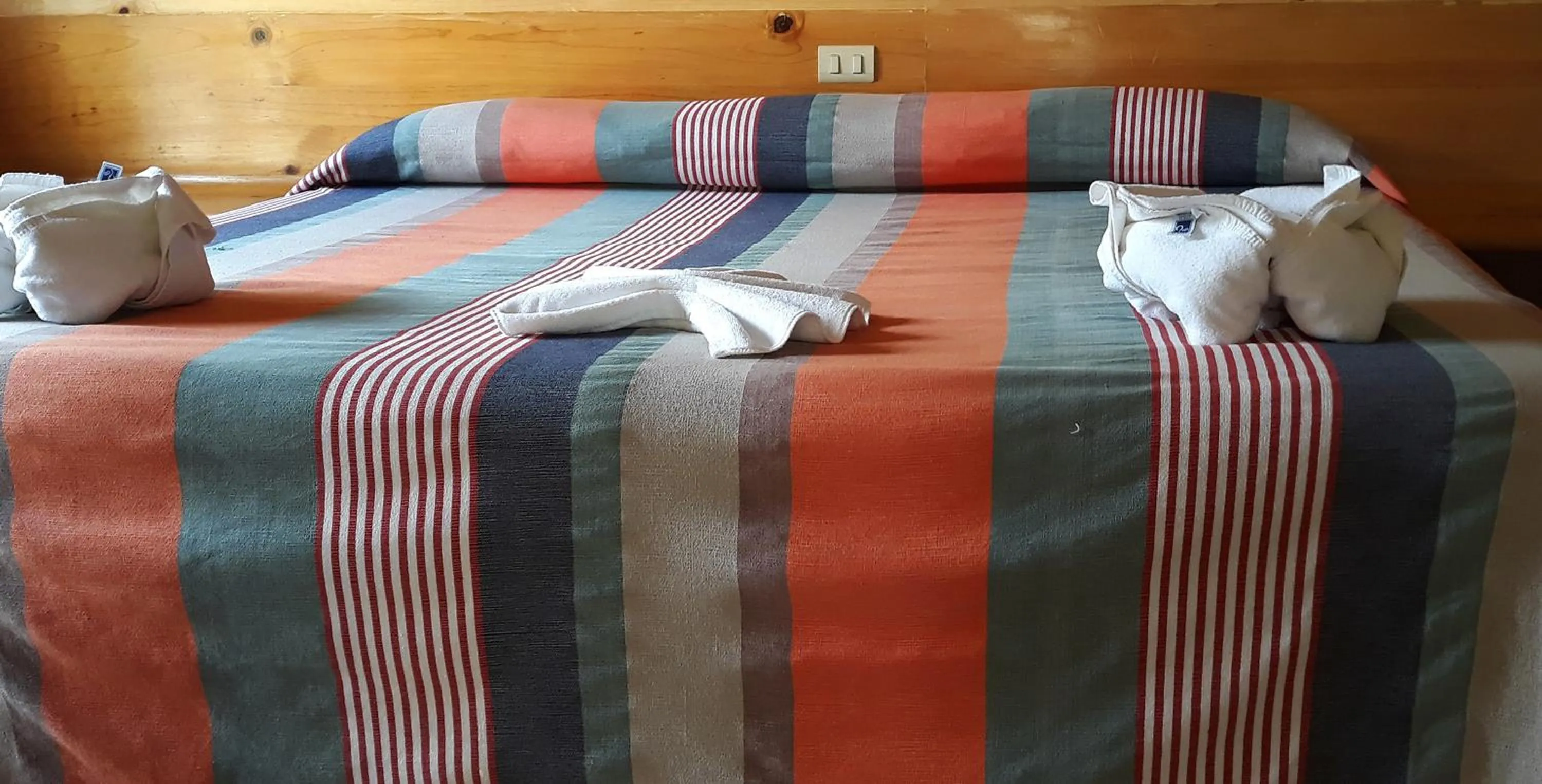 Bed in Axkan Arte Hotel