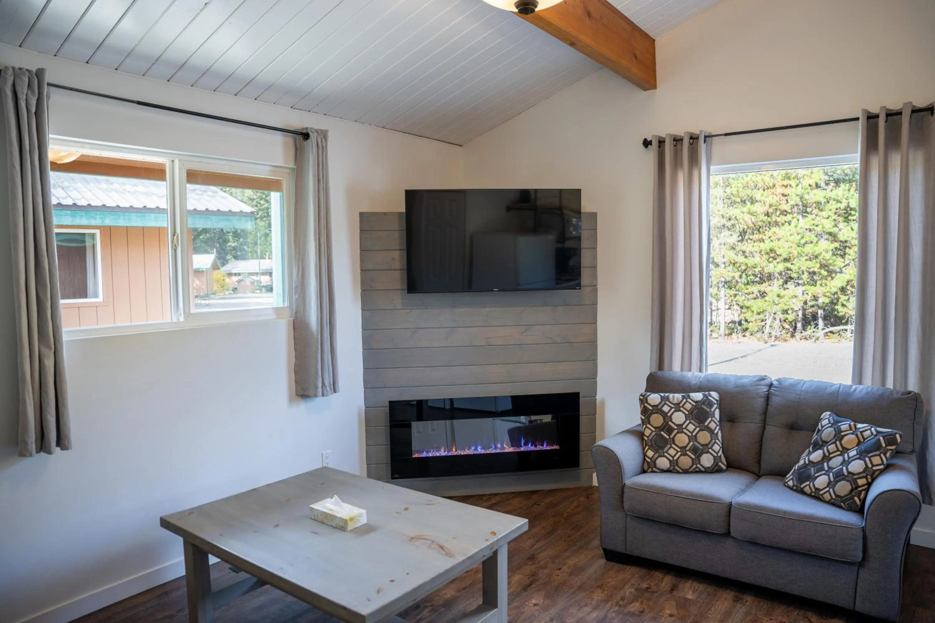 TV and multimedia in Manning Park Resort
