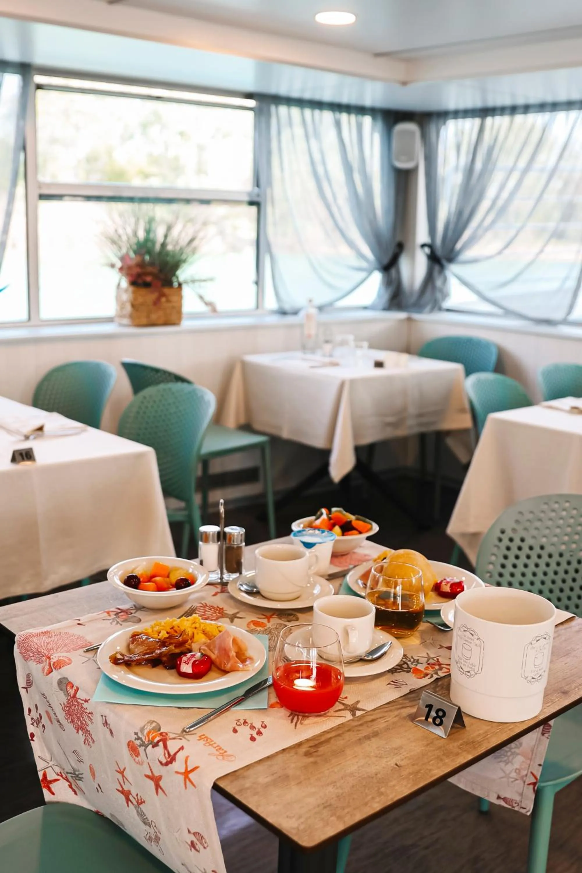 Restaurant/places to eat in Marina Azzurra Resort