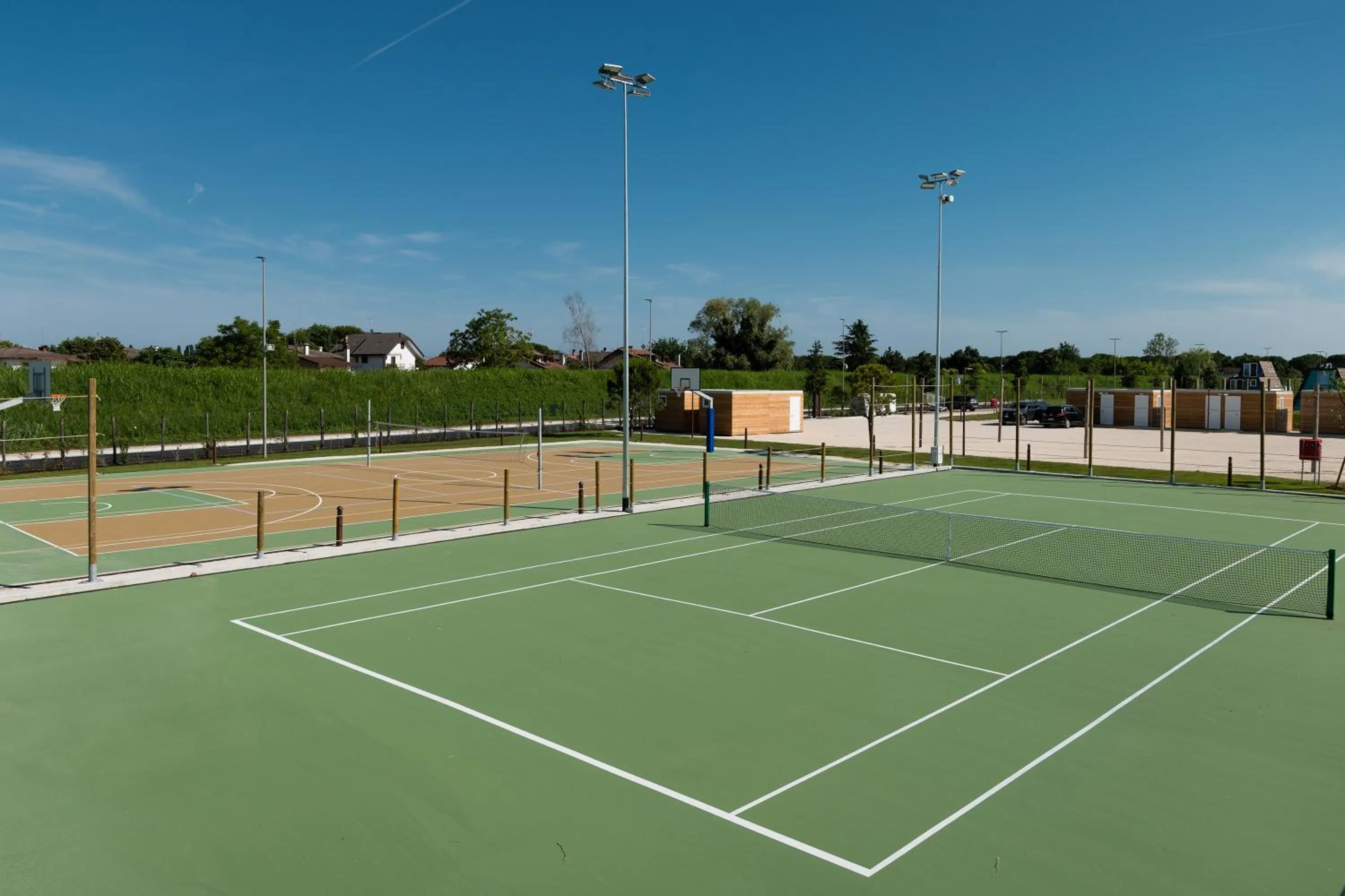 Tennis court in Marina Azzurra Resort