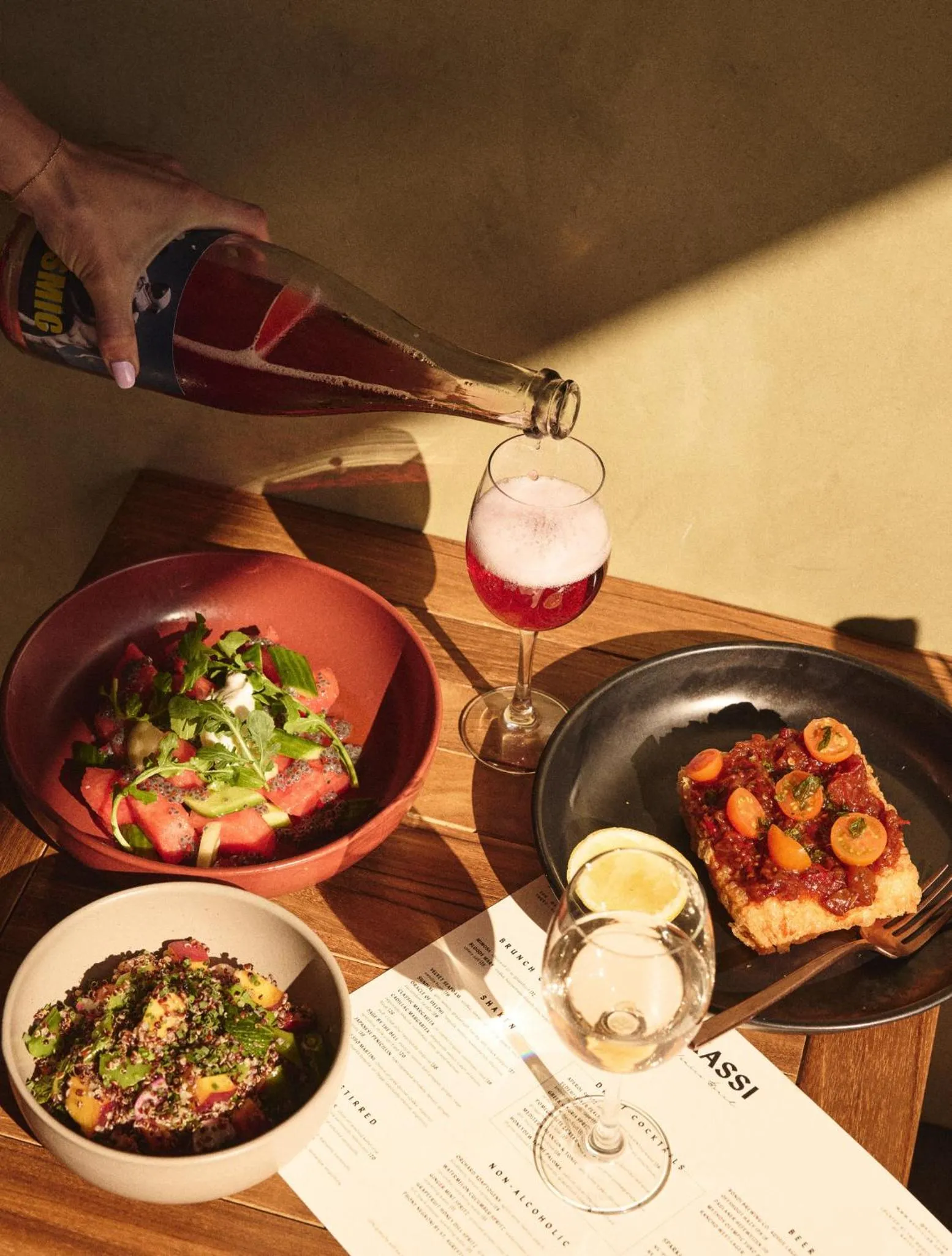 Restaurant/places to eat in Hotel Erwin Venice Beach