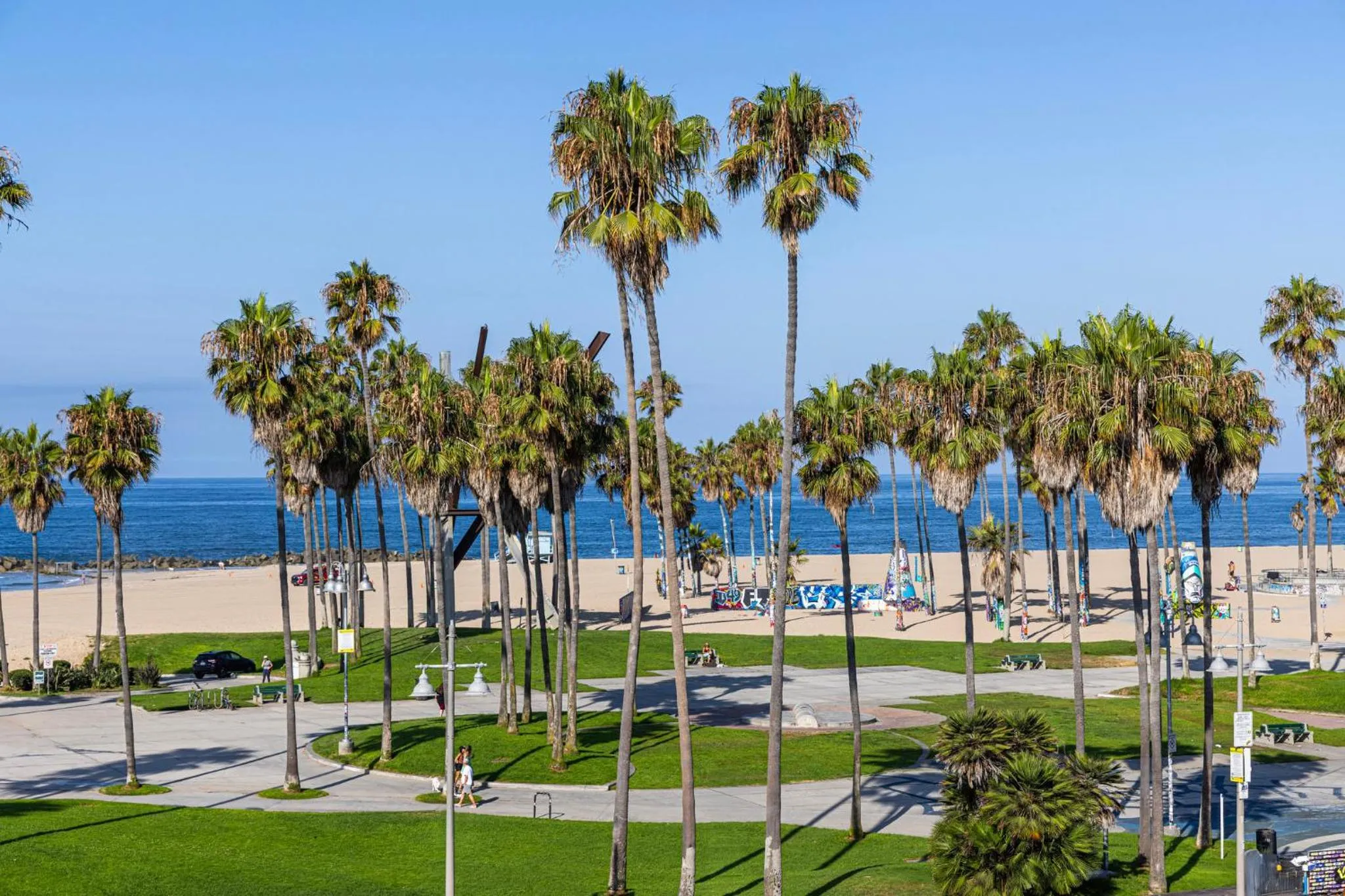 Bedroom in Hotel Erwin Venice Beach