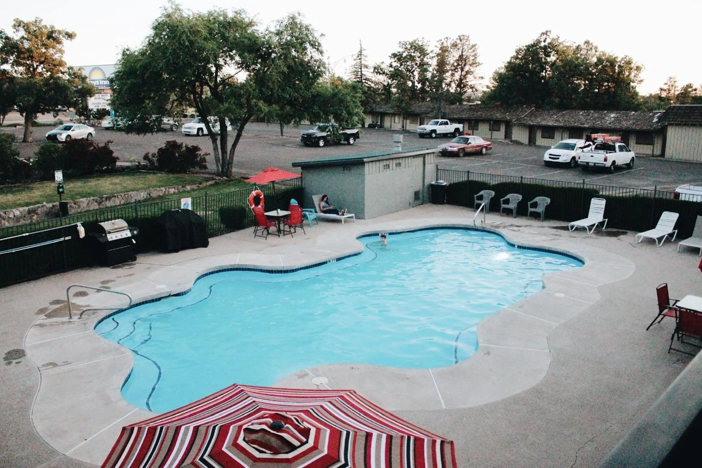 Swimming pool in Days Inn by Wyndham Show Low