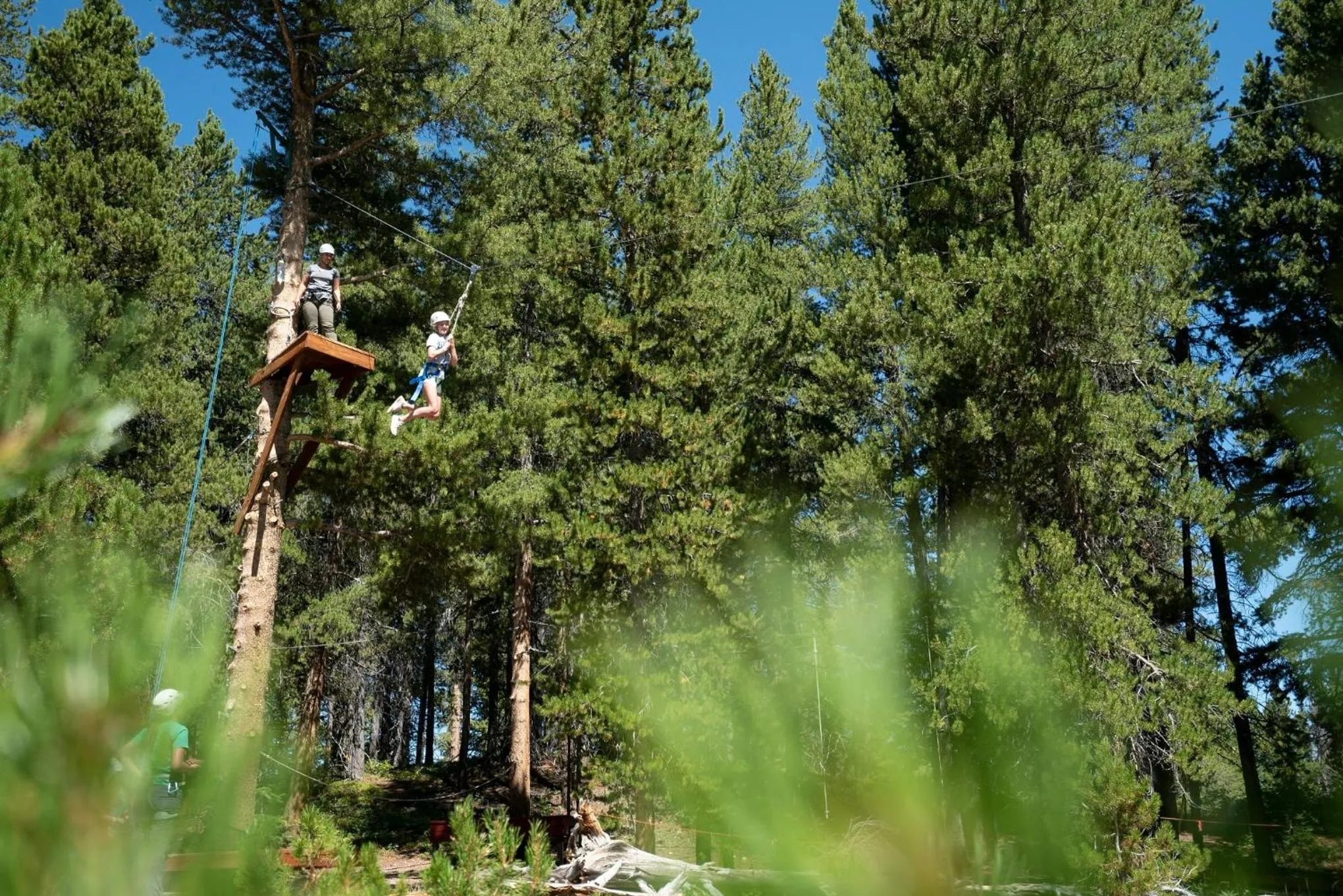 Updated 2 Br With View Of Lifts Condo