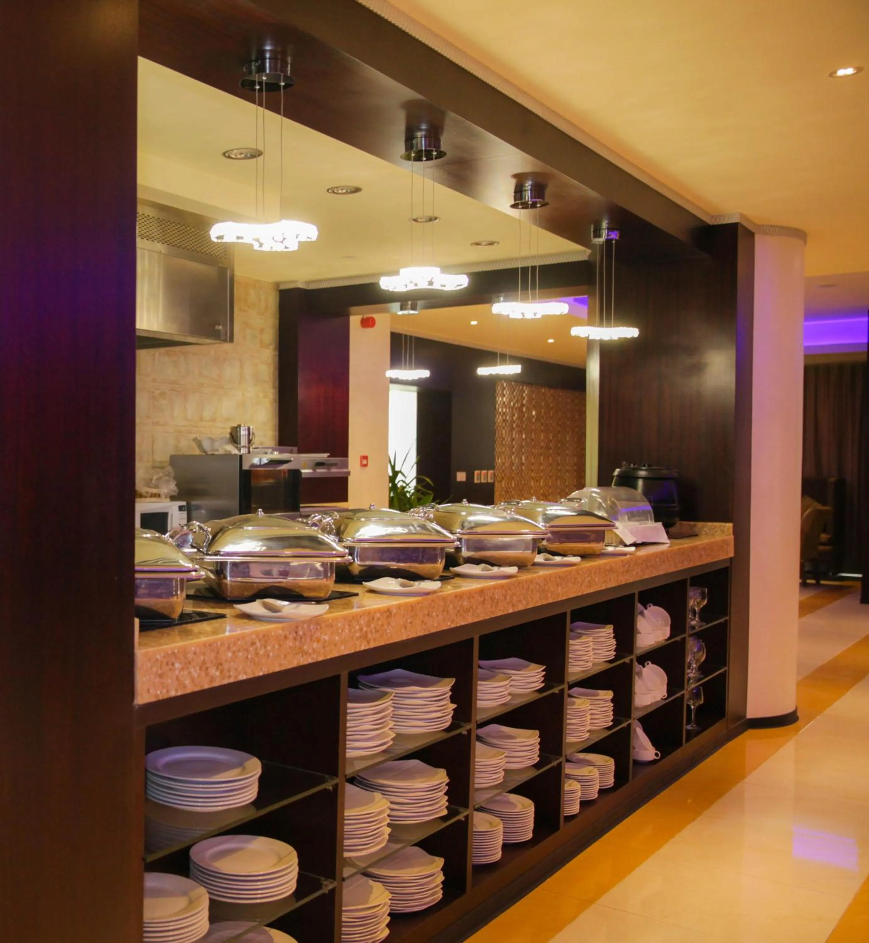 Restaurant/places to eat in Dalin Hotel