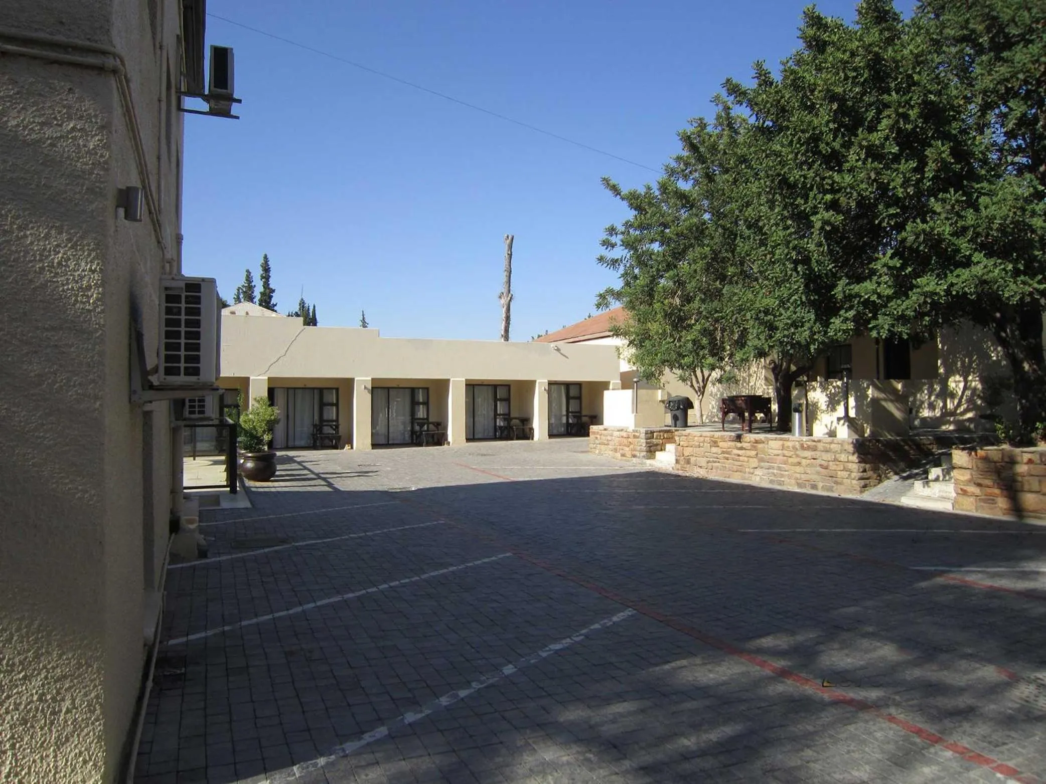 BBQ facilities in Clanwilliam Hotel