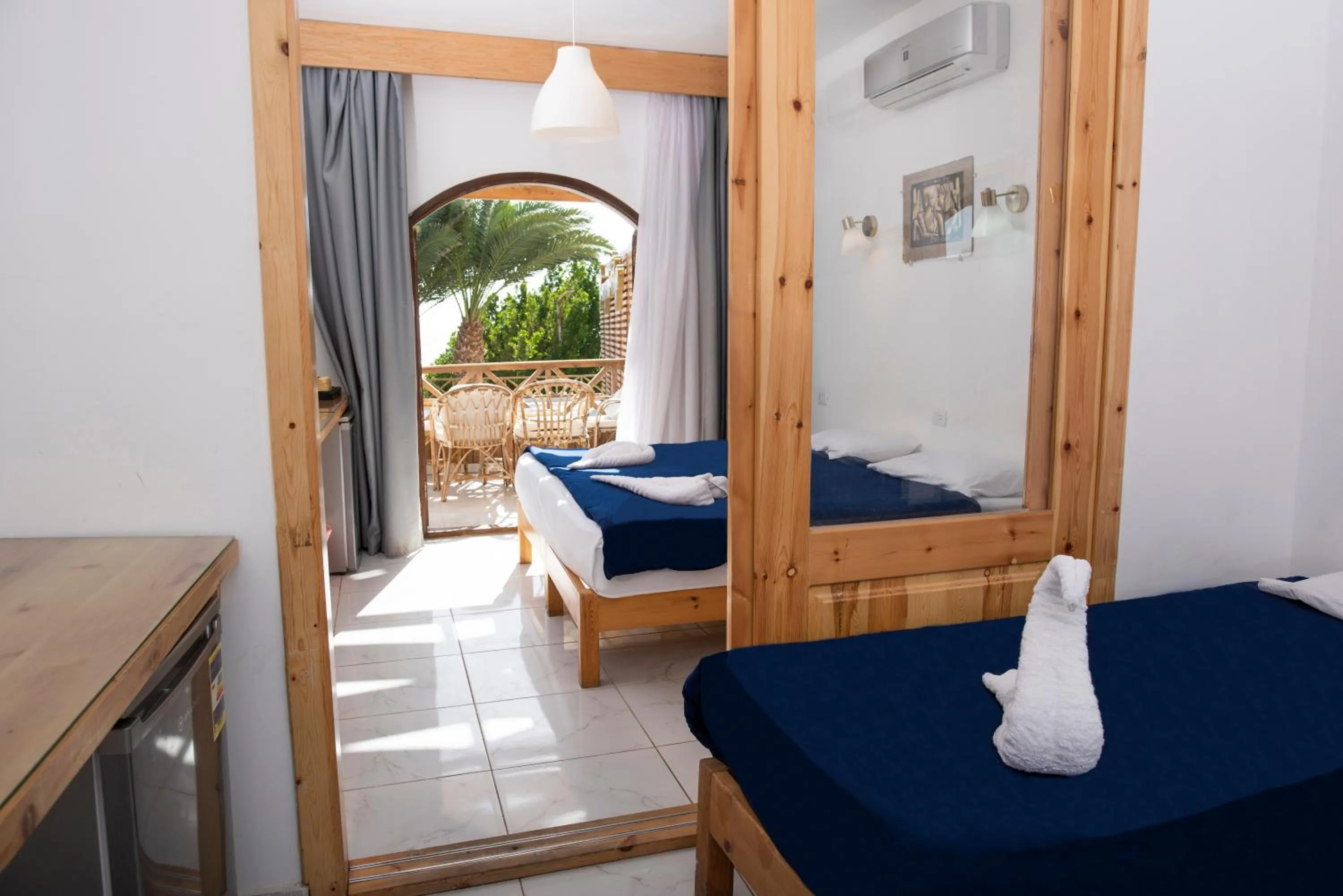 Bedroom, Bed in Penguin Village Dahab