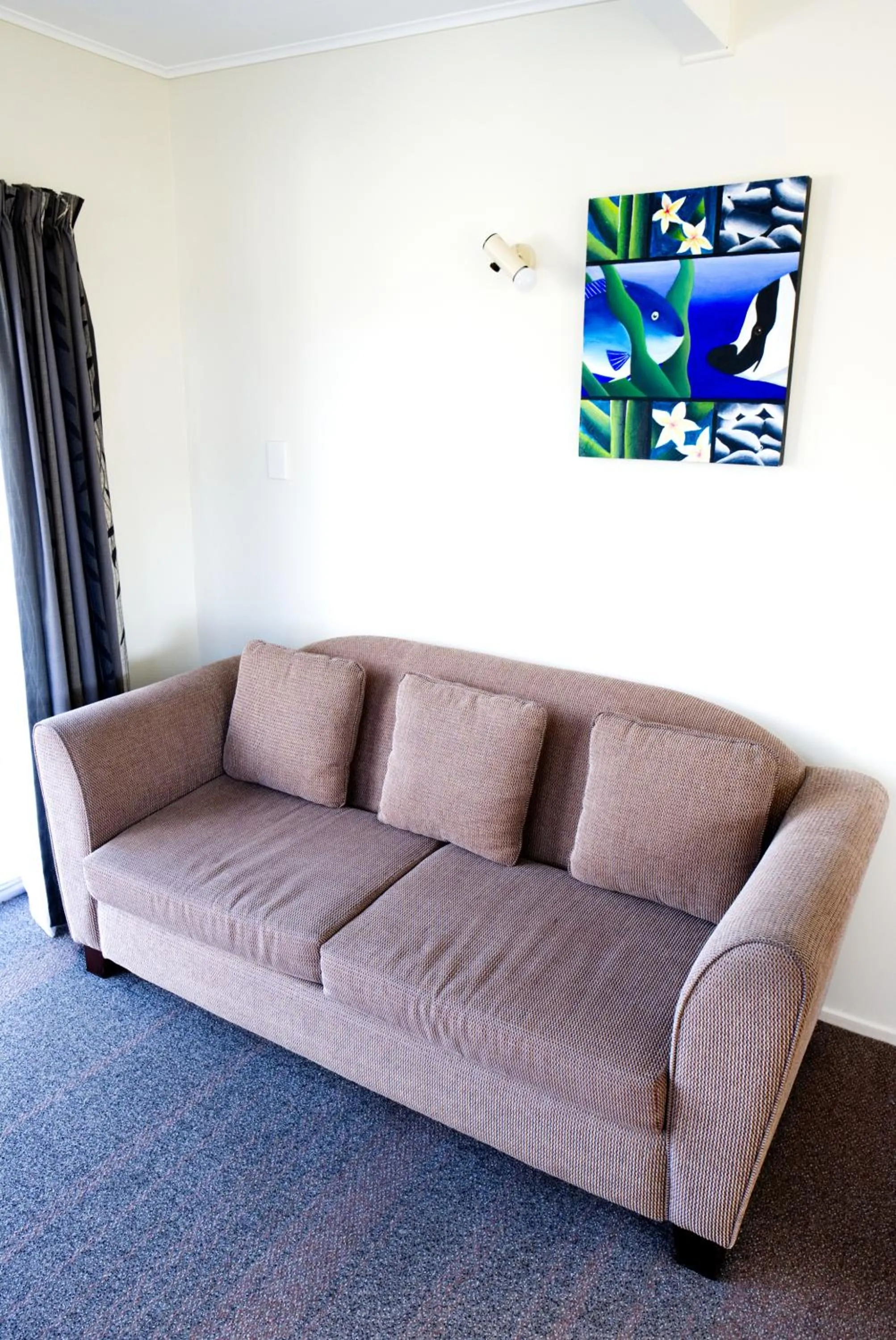 Bed in Tairua Shores Motel