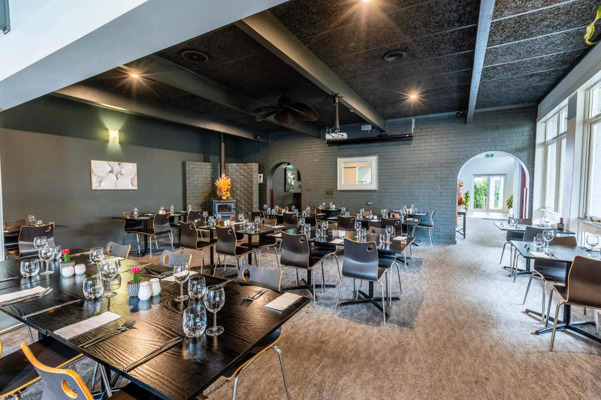 Restaurant/places to eat in Manjimup Kingsley Motel