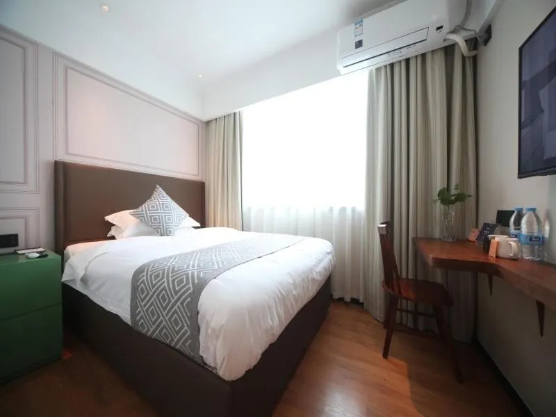 GMA Hotel ShangHai WuNing Road ZhenPing Road Metro Station