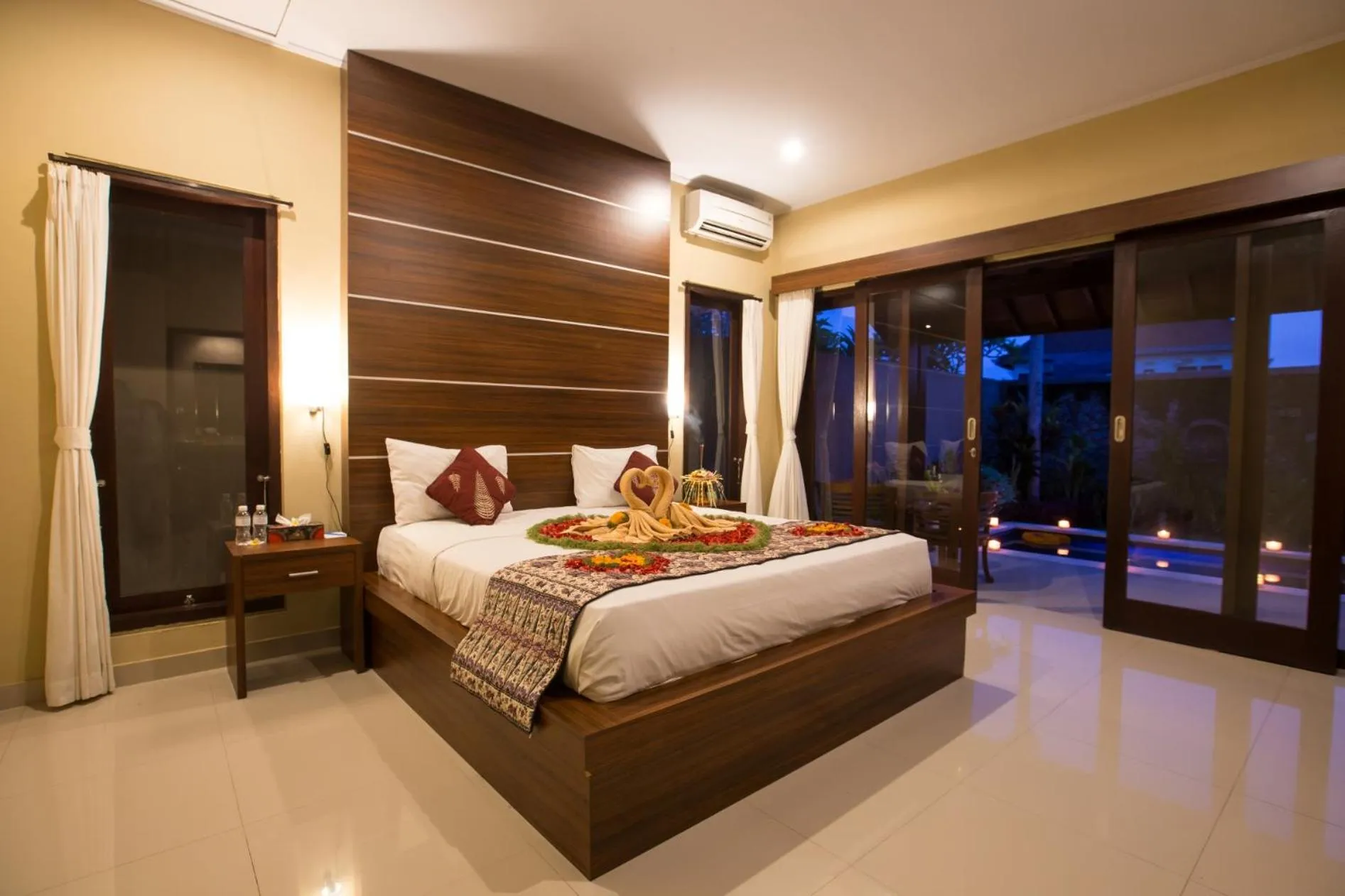 Bed in Villa Mandi Ubud