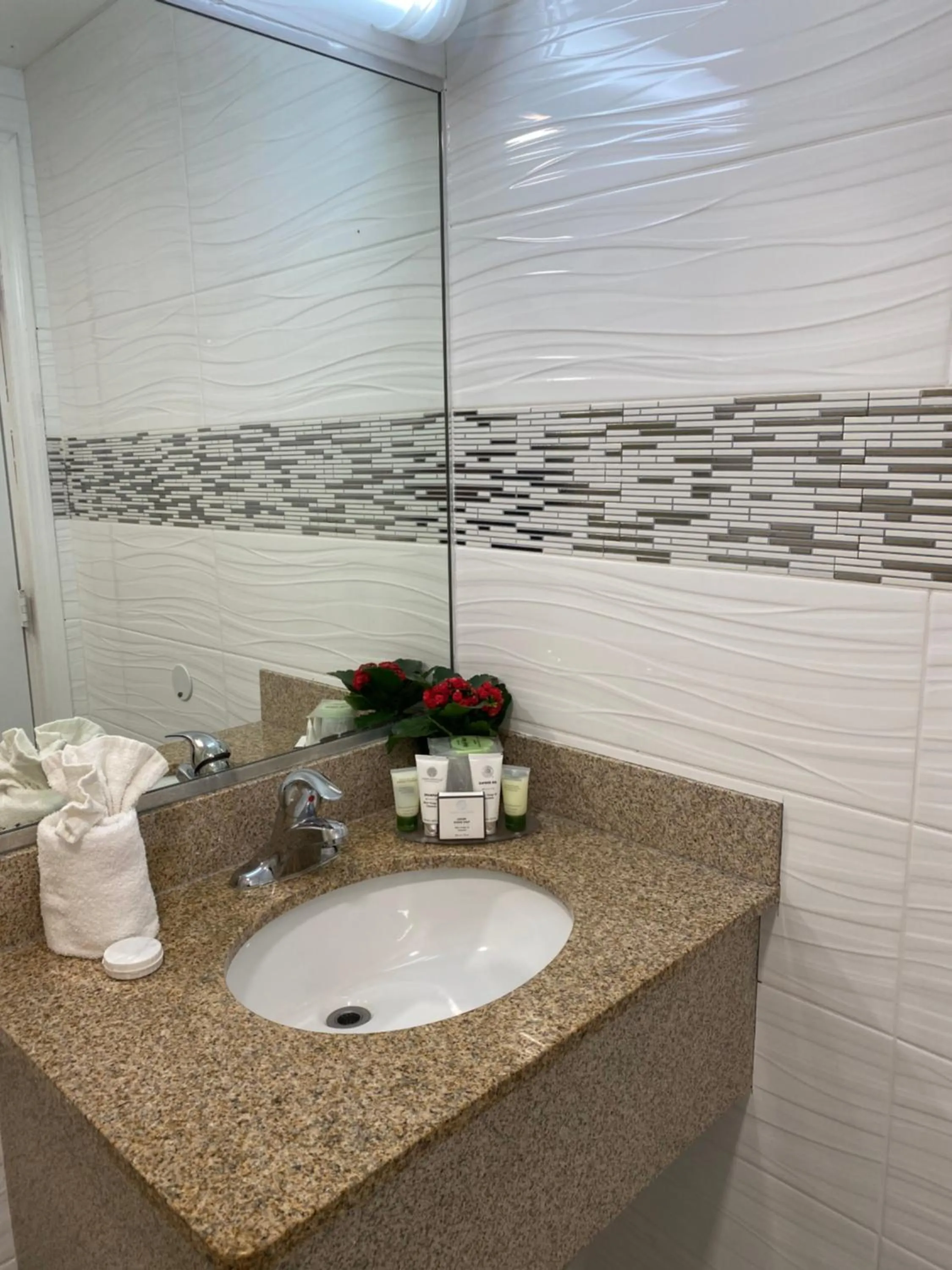 Relax Inn North Babylon