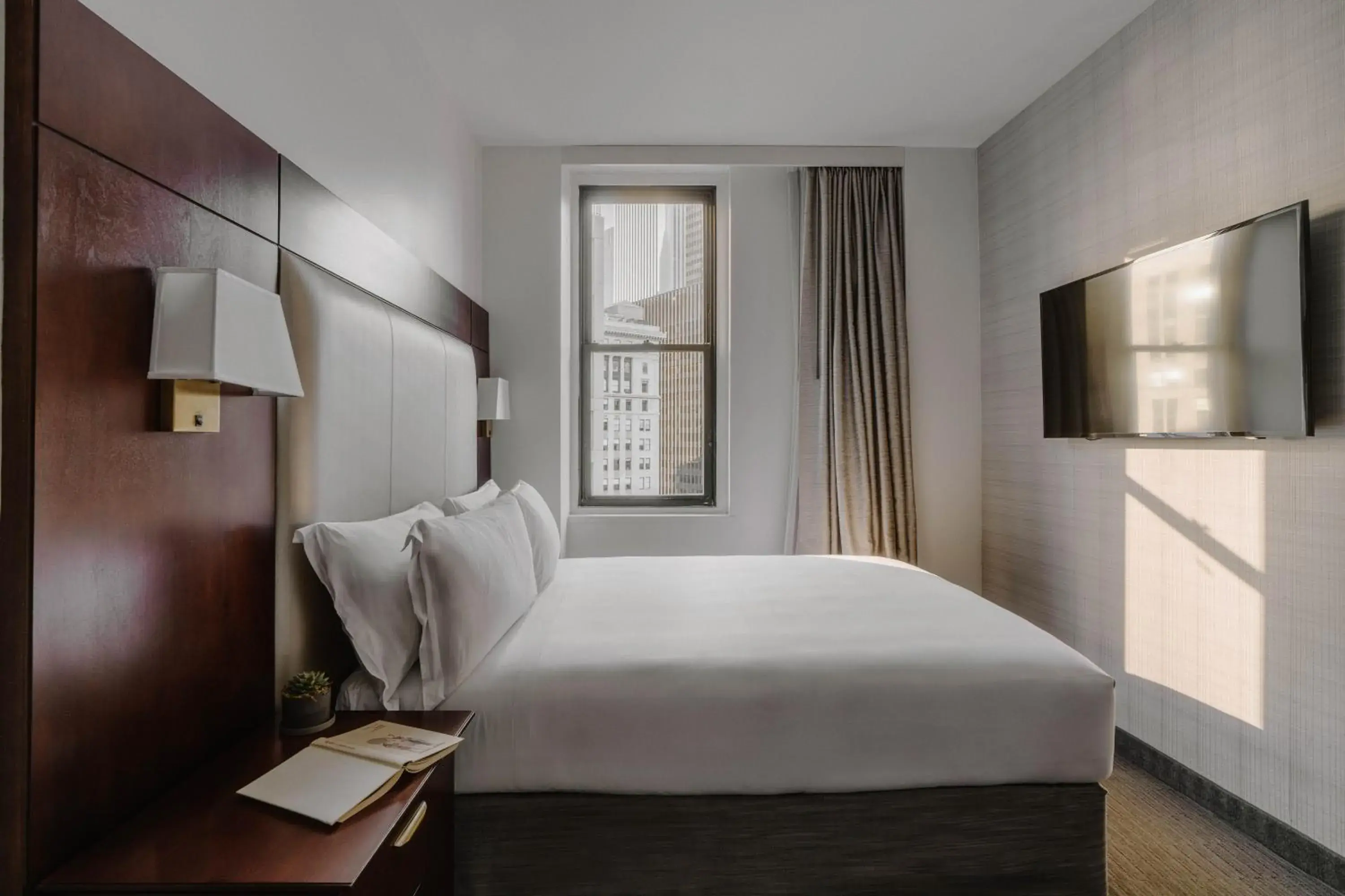 Deluxe Queen Room in River Hotel Deluxe Queen Room in River Hotel