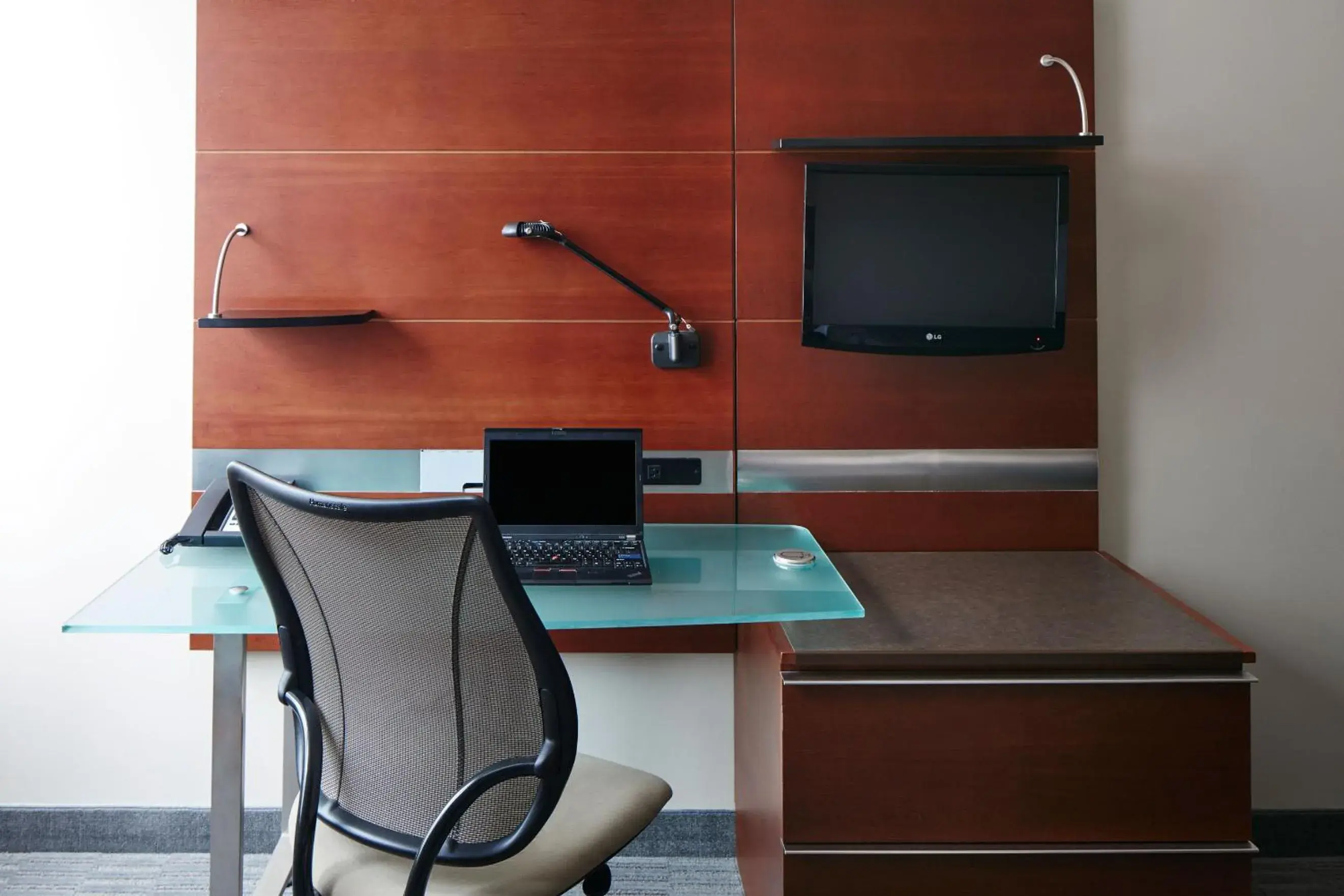 One Room Suite with Kitchenette in River Hotel One Room Suite with Kitchenette in River Hotel