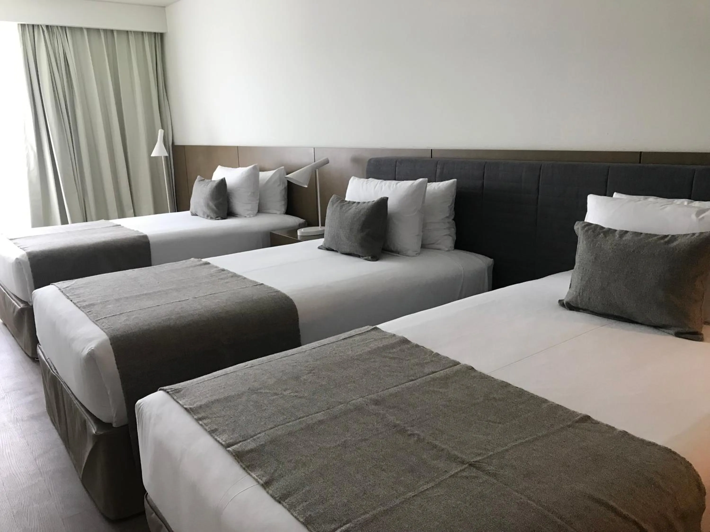 Bedroom, Bed in Dazzler by Wyndham Lima San Isidro