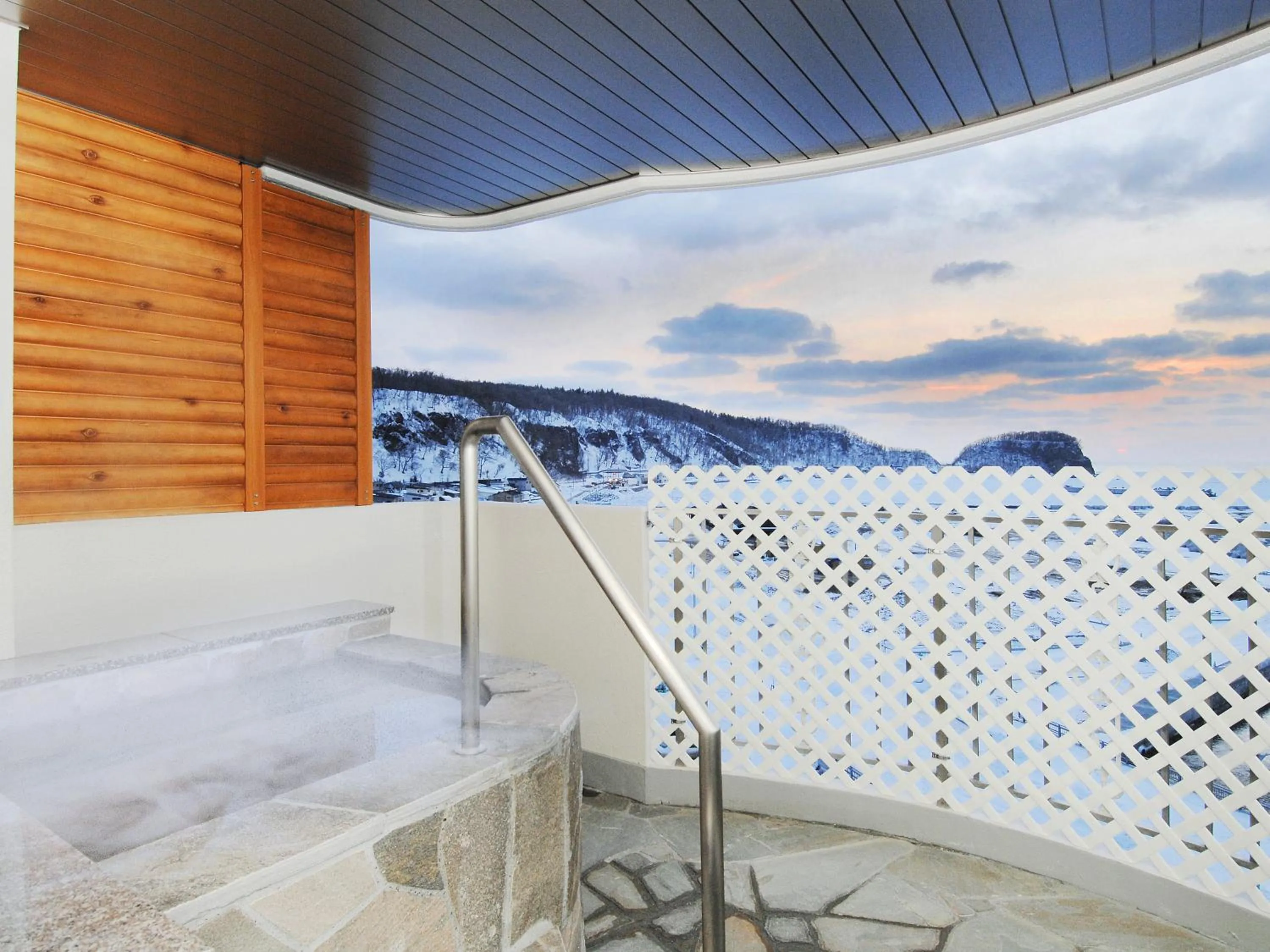 Open Air Bath in Shiretoko Noble Hotel