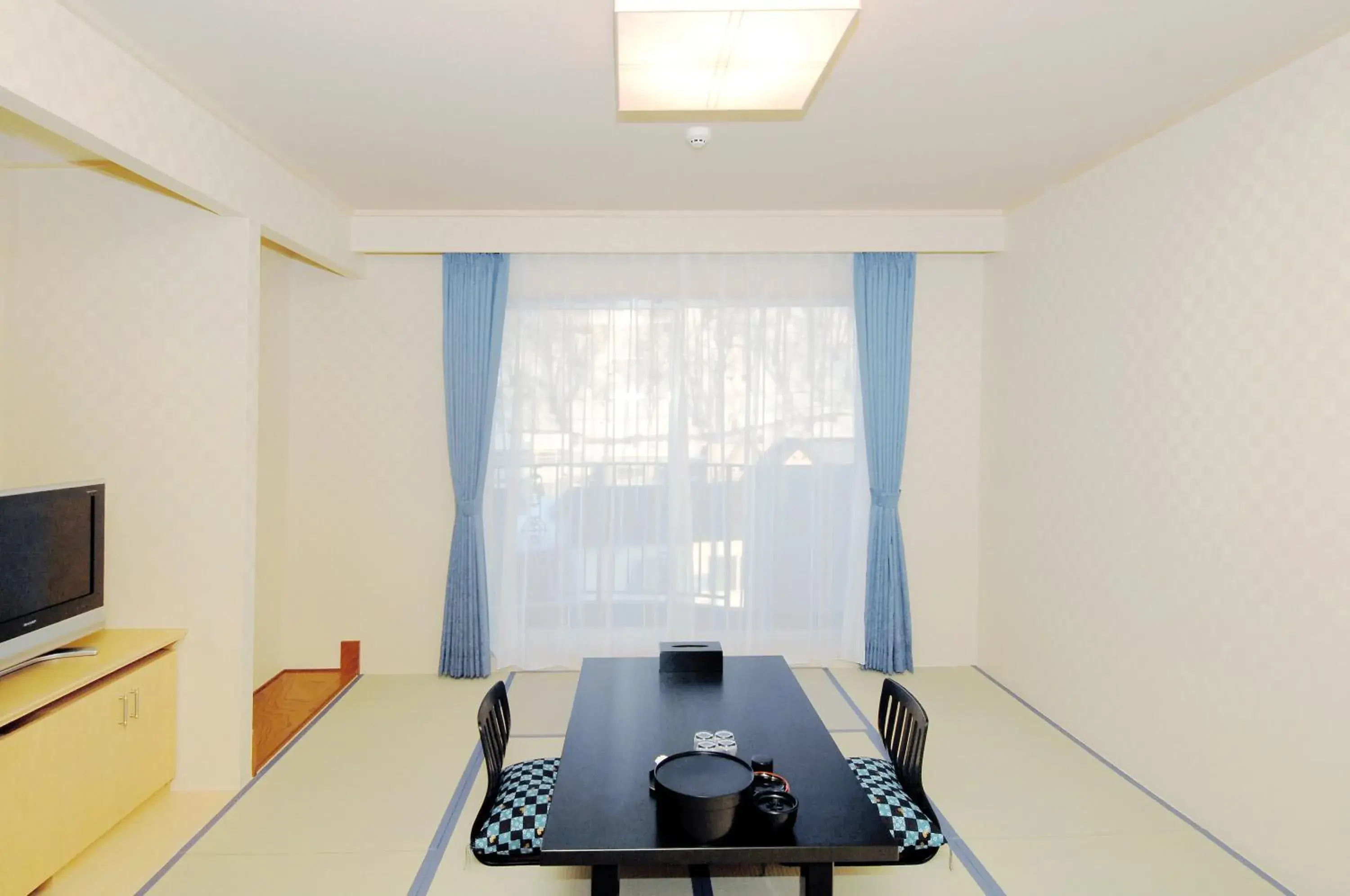 Japanese-Style Room with Sea View - Non-Smoking in Shiretoko Noble Hotel Japanese-Style Room with Sea View - Non-Smoking in Shiretoko Noble Hotel