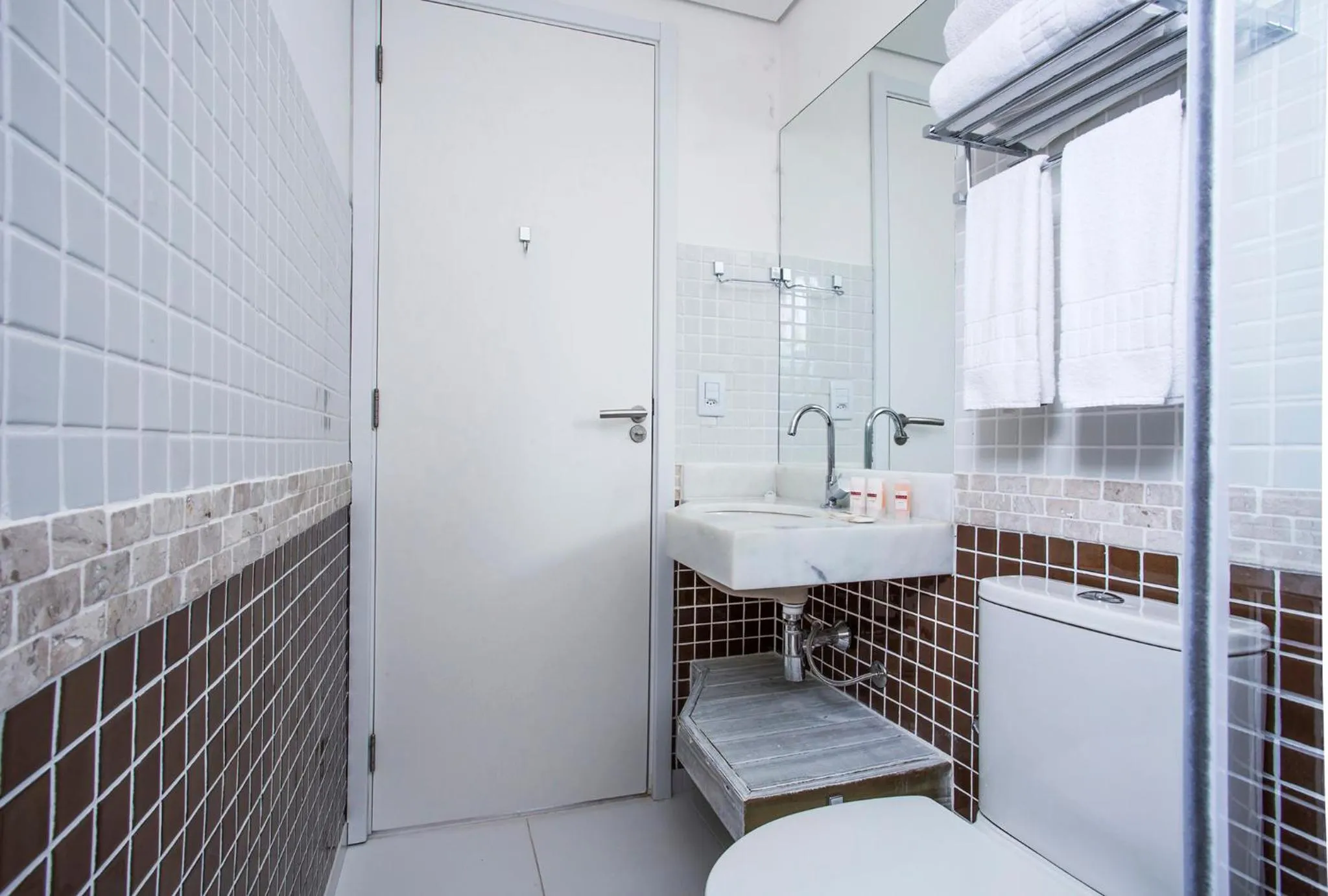 Bathroom in Ilhabela Beach Residences